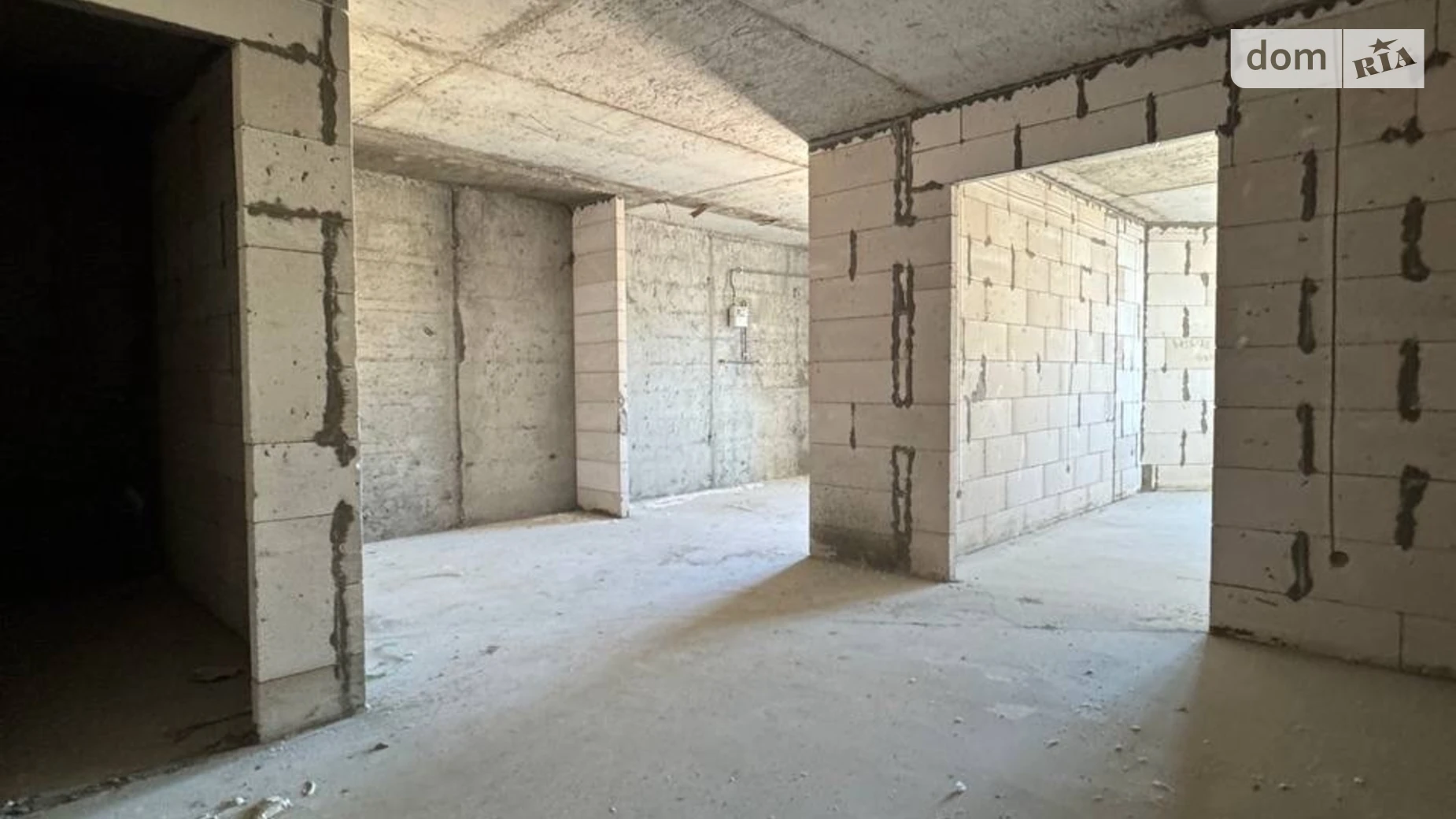 1-комнатная квартира 52 кв. м в Тернополе, ул. Киевская - фото 4