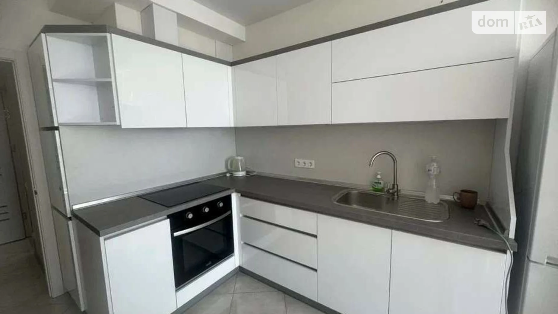 Здається в оренду 1-кімнатна квартира 47 кв. м у Одесі, вул. Жаботинського - фото 2