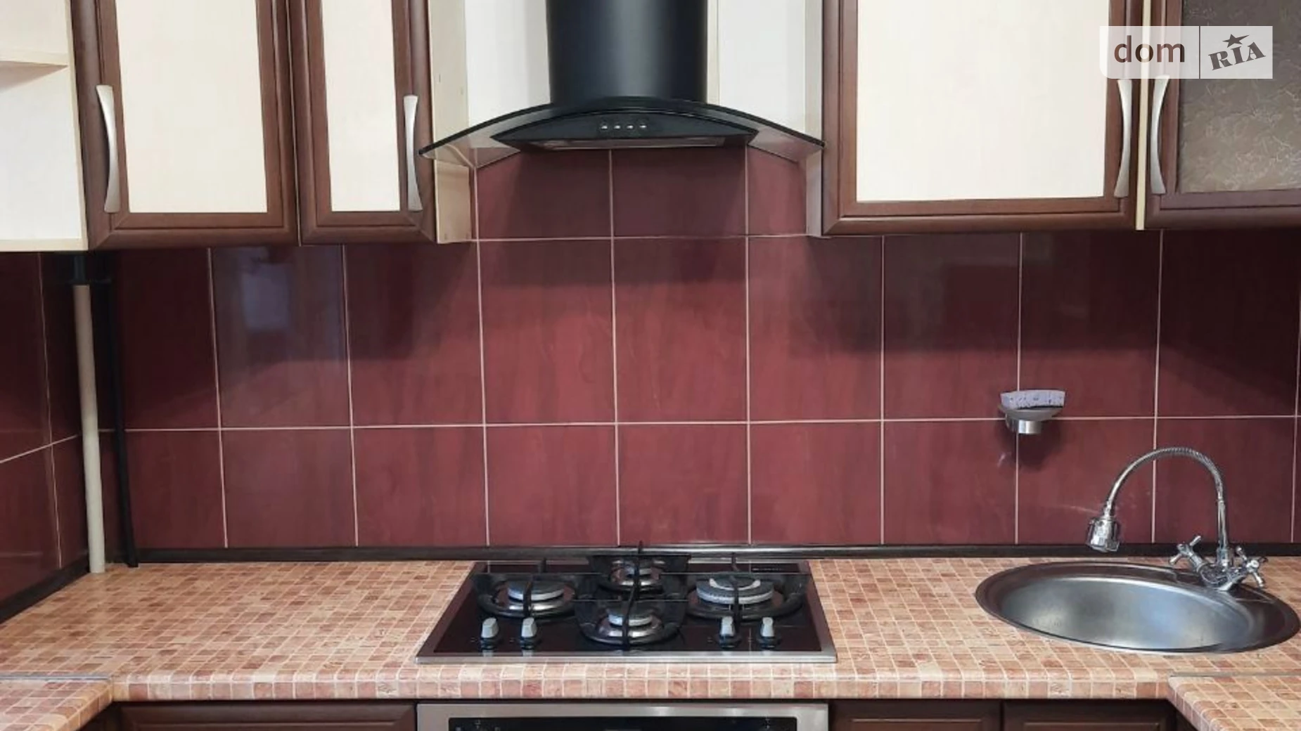 Продается 1-комнатная квартира 38 кв. м в Харькове, ул. Лопанская, 31 - фото 2