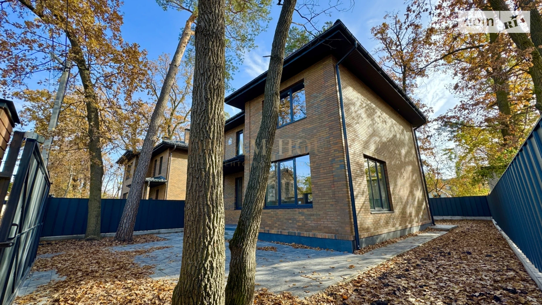 Продается дом на 2 этажа 130 кв. м с участком, цена: 190000 $ - фото 2