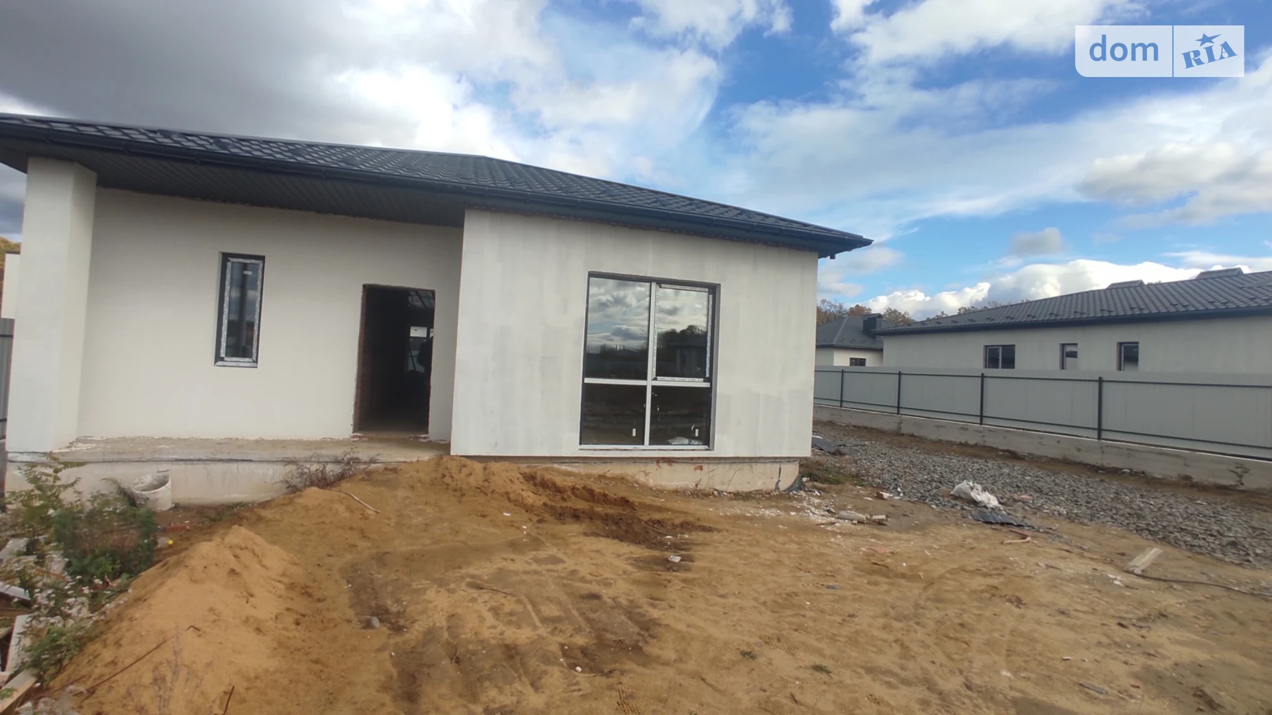 Продается одноэтажный дом 95 кв. м с бассейном, цена: 105000 $ - фото 4