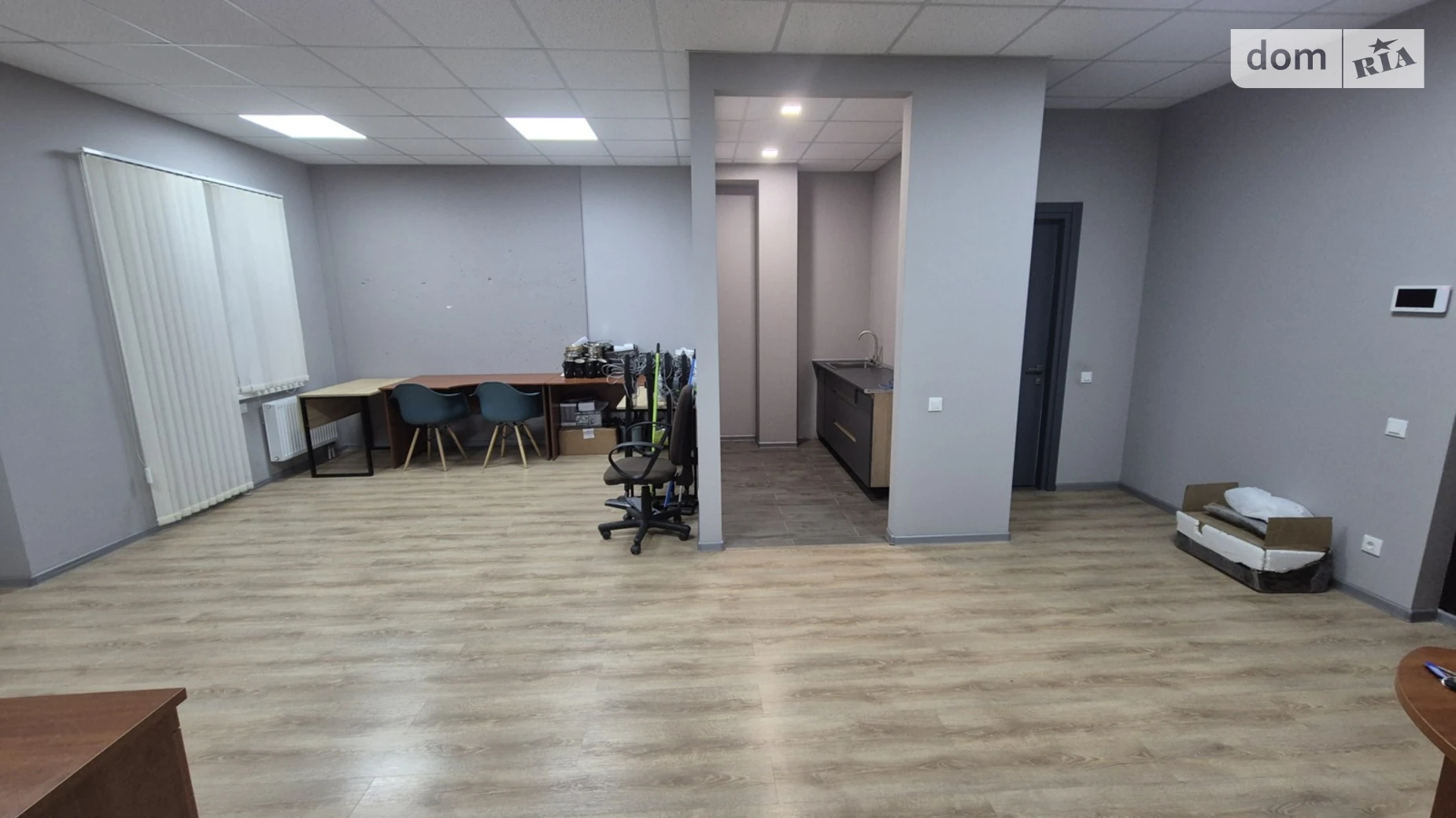 Сдается в аренду офис 64 кв. м в бизнес-центре, цена: 19200 грн - фото 2