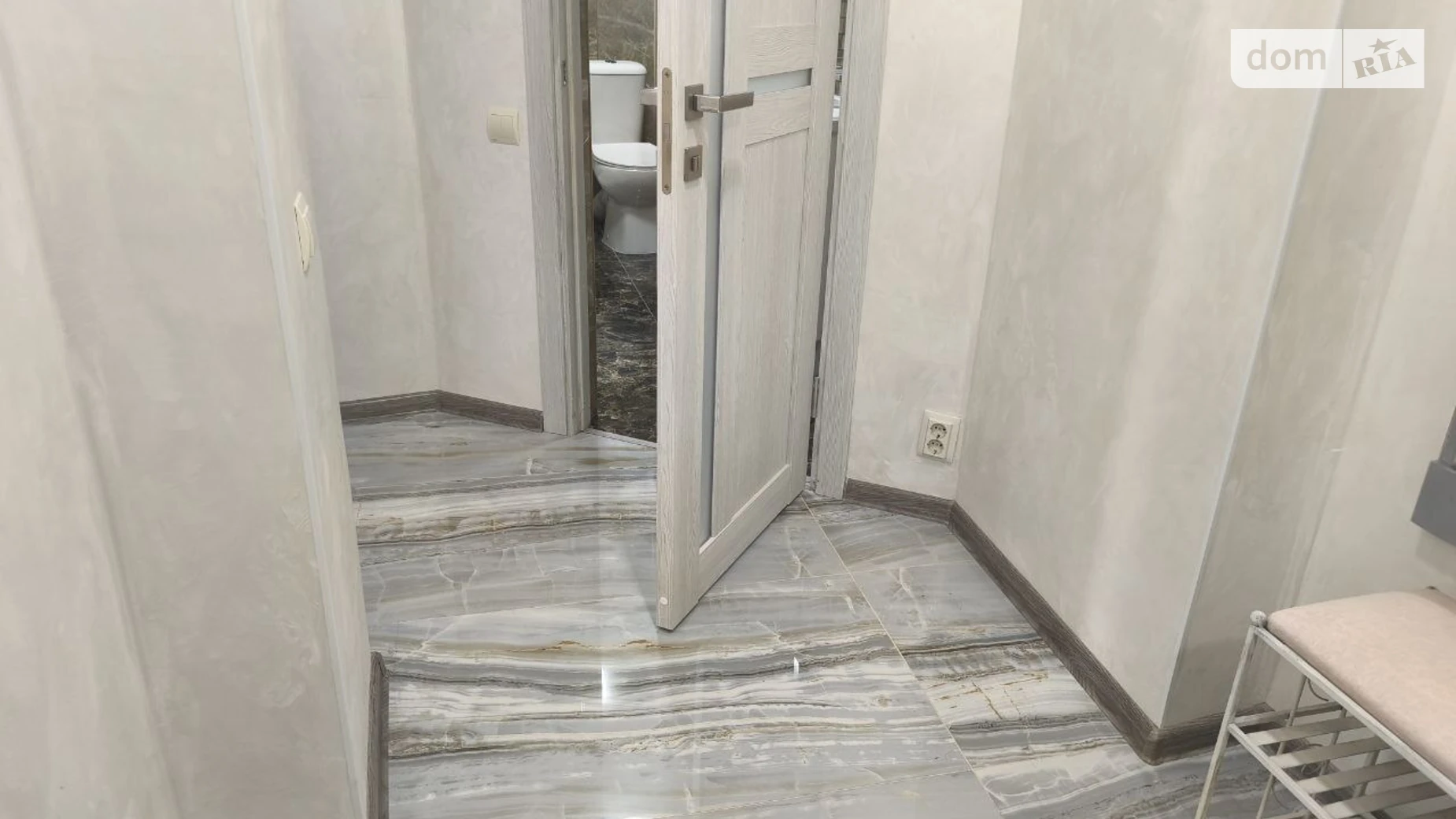 Продается 1-комнатная квартира 55 кв. м в Одессе, ул. Италийская(Пушкинская) - фото 3