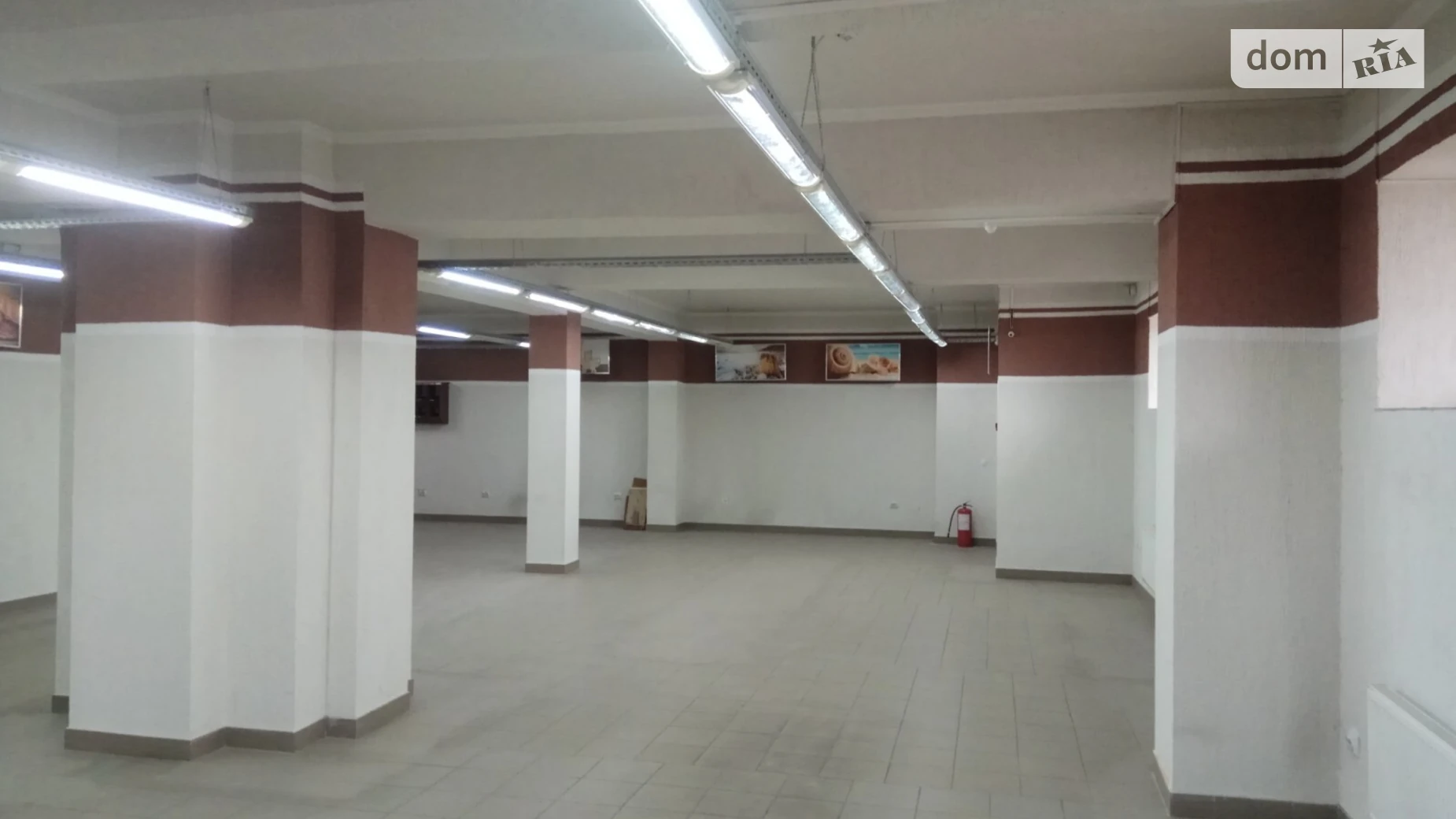 Здається в оренду приміщення вільного призначення 315 кв. м в 11-поверховій будівлі, цена: 3150 $ - фото 2