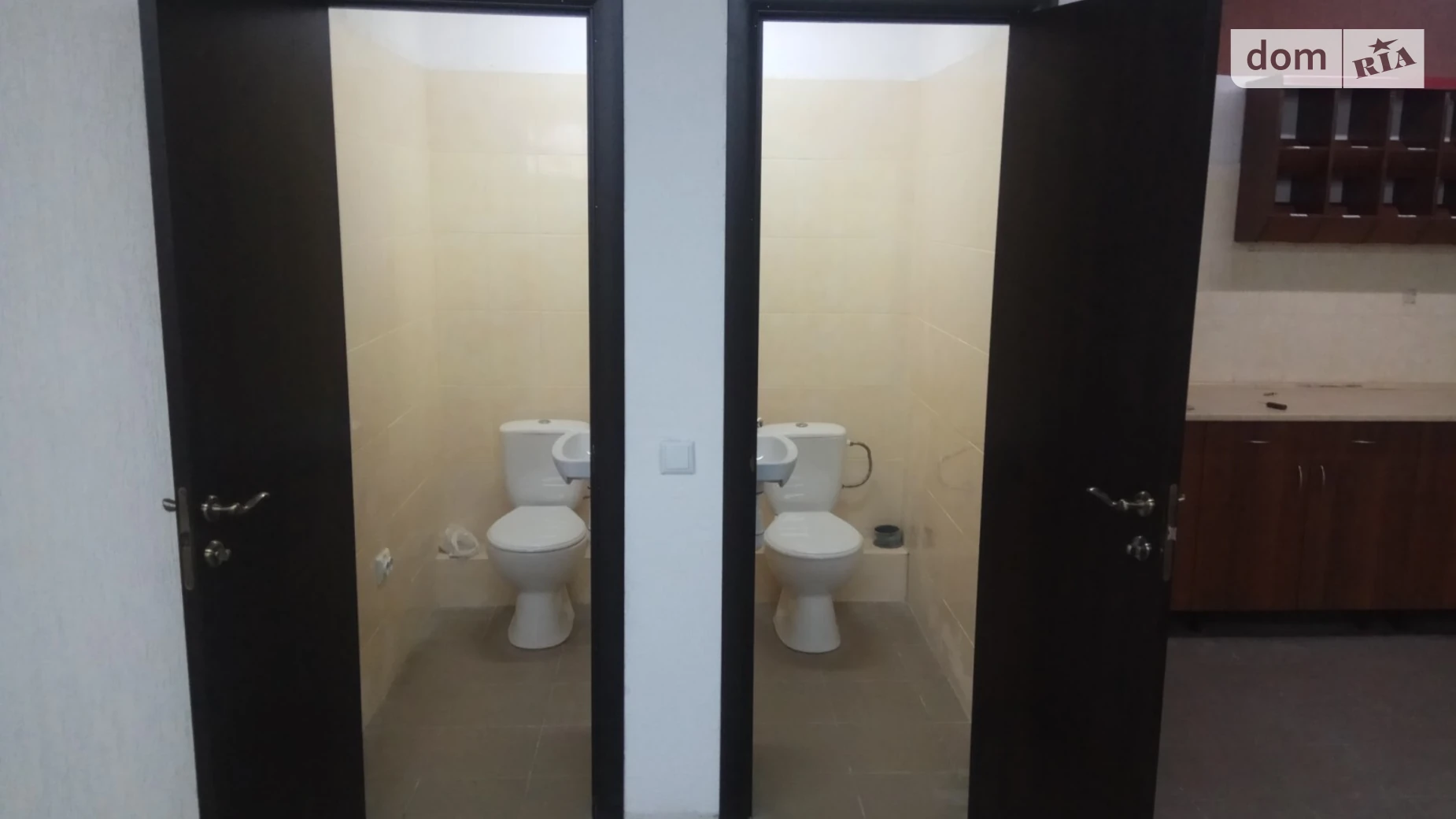 Здається в оренду приміщення вільного призначення 315 кв. м в 11-поверховій будівлі, цена: 3150 $ - фото 5