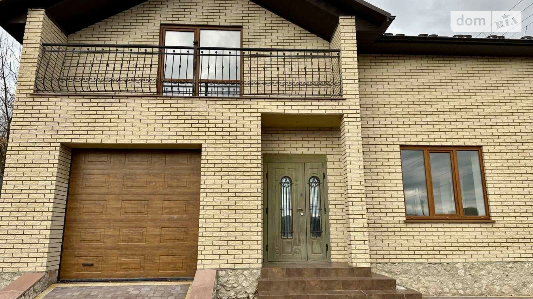 Продается дом на 2 этажа 190 кв. м с беседкой, цена: 220000 € - фото 5