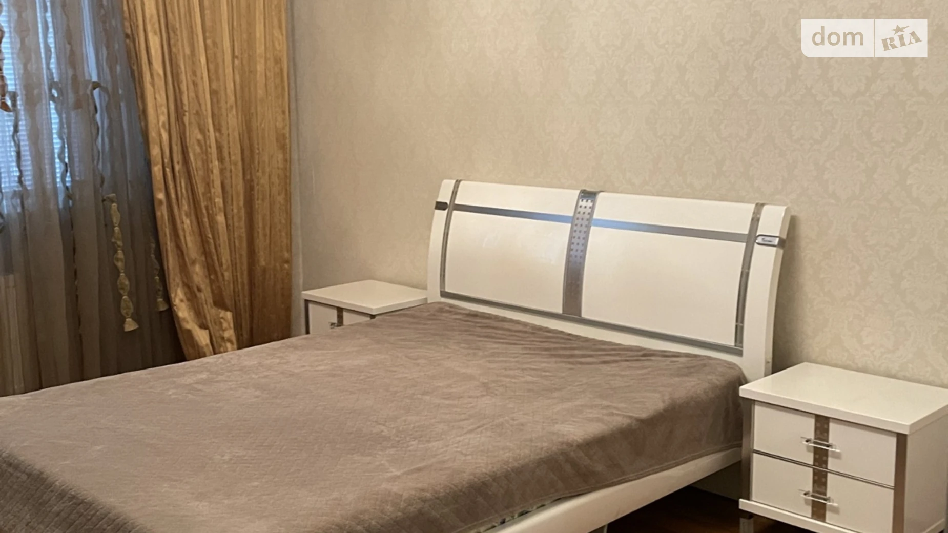 Сдается в аренду 1-комнатная квартира 55 кв. м в Одессе, ул. Академика Королева, 24 - фото 2