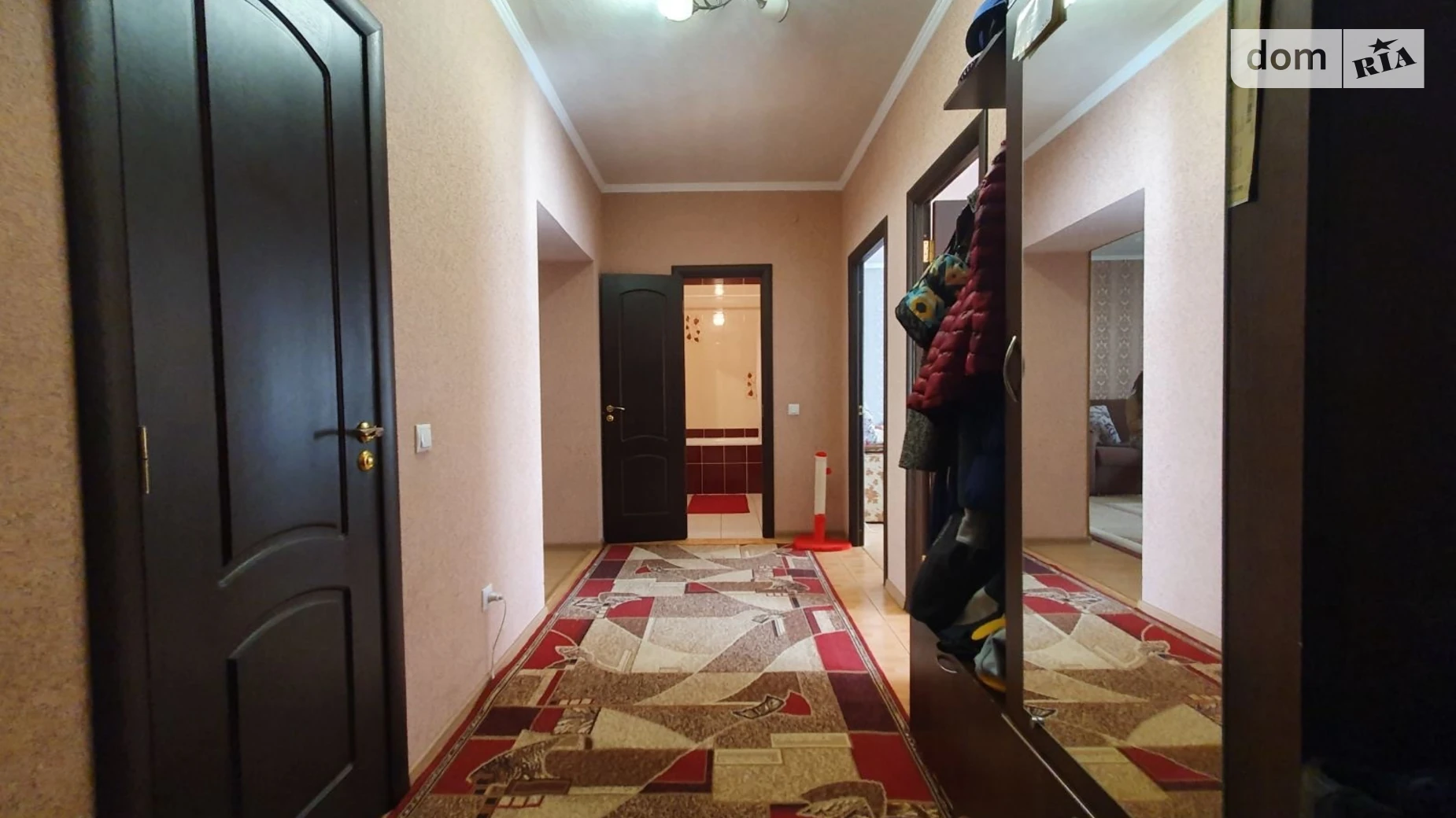 Продается 2-комнатная квартира 69.7 кв. м в Львове, ул. Пасечная, 171 - фото 2