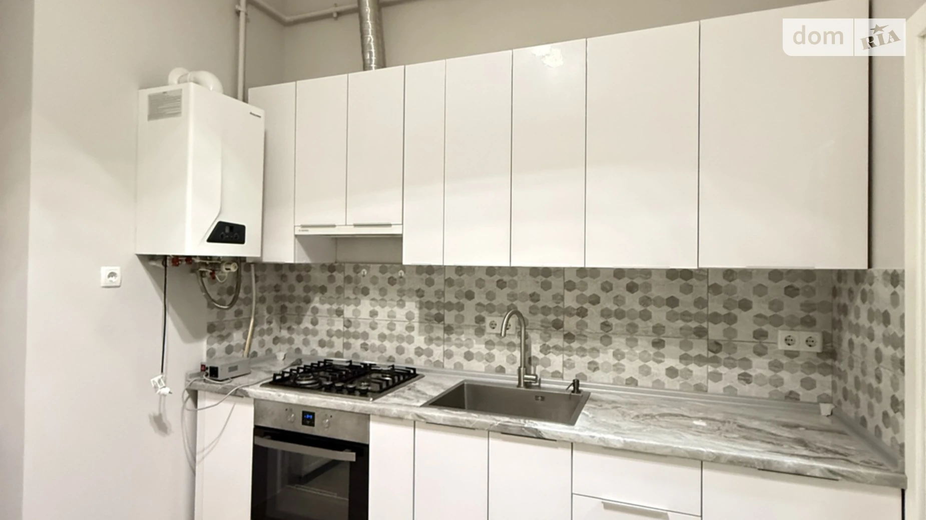 Сдается в аренду 2-комнатная квартира 55 кв. м в Черновцах, цена: 450 $ - фото 2