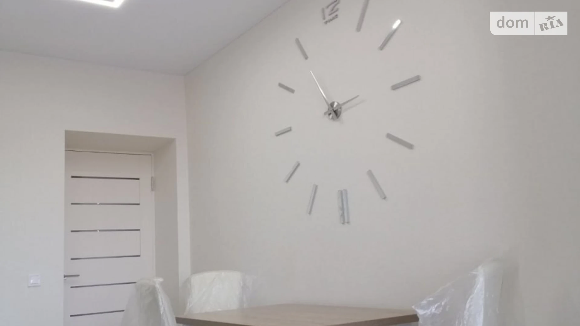 1-комнатная квартира 52 кв. м в Луцке - фото 3