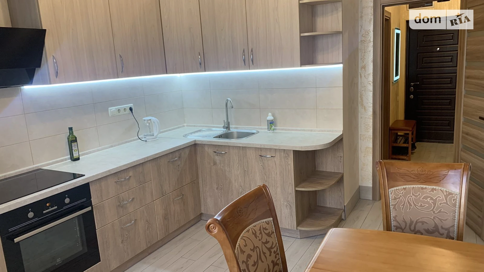 Сдается в аренду 1-комнатная квартира 42 кв. м в Одессе, ул. Академика Сахарова - фото 3