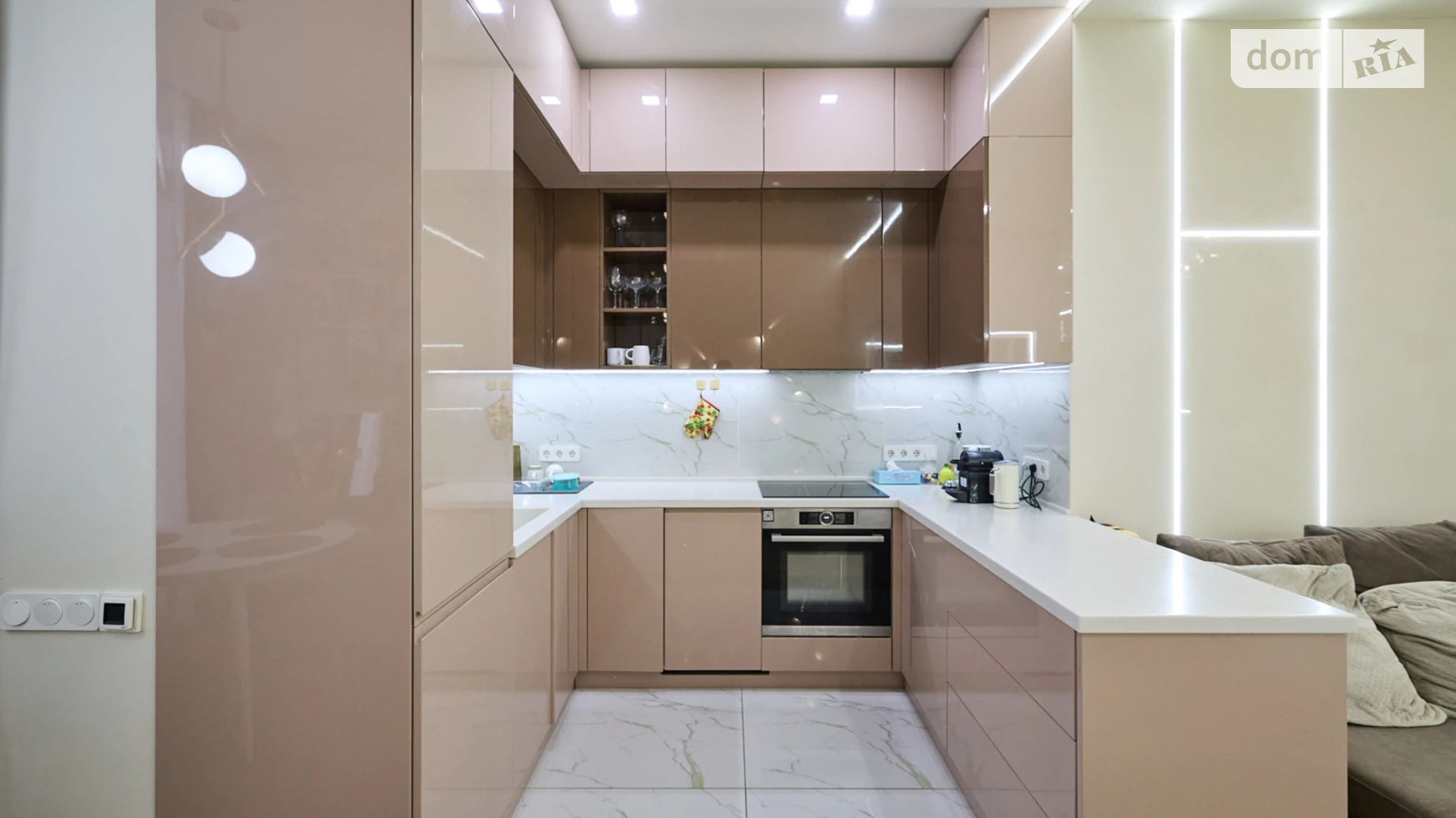 Продается 1-комнатная квартира 51.8 кв. м в Киеве, бул. Леси Украинки, 7В - фото 2