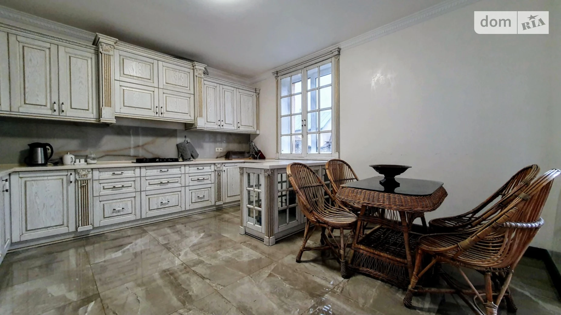 Сдается в аренду дом на 2 этажа 200 кв. м с участком, цена: 1000 $ - фото 4