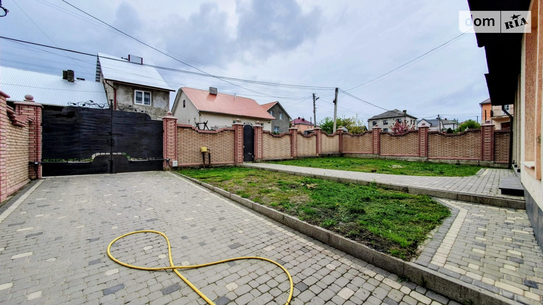 Сдается в аренду дом на 2 этажа 200 кв. м с участком, цена: 1000 $ - фото 2