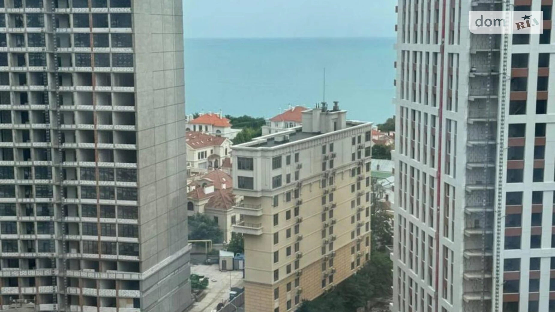 Продается 1-комнатная квартира 43 кв. м в Одессе, ул. Генуэзская, 3Г - фото 2