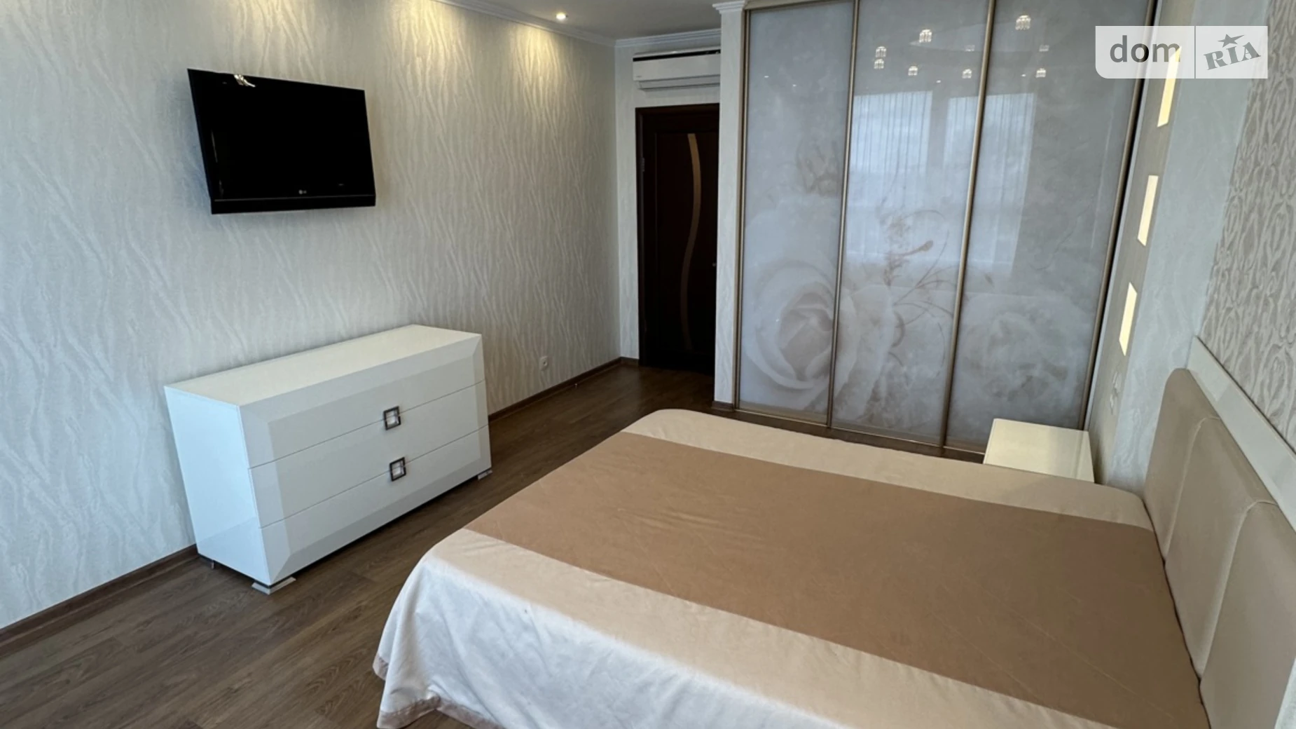 Сдается в аренду 2-комнатная квартира 85.4 кв. м в Киеве, пер. Коломыйский, 17/31А - фото 4