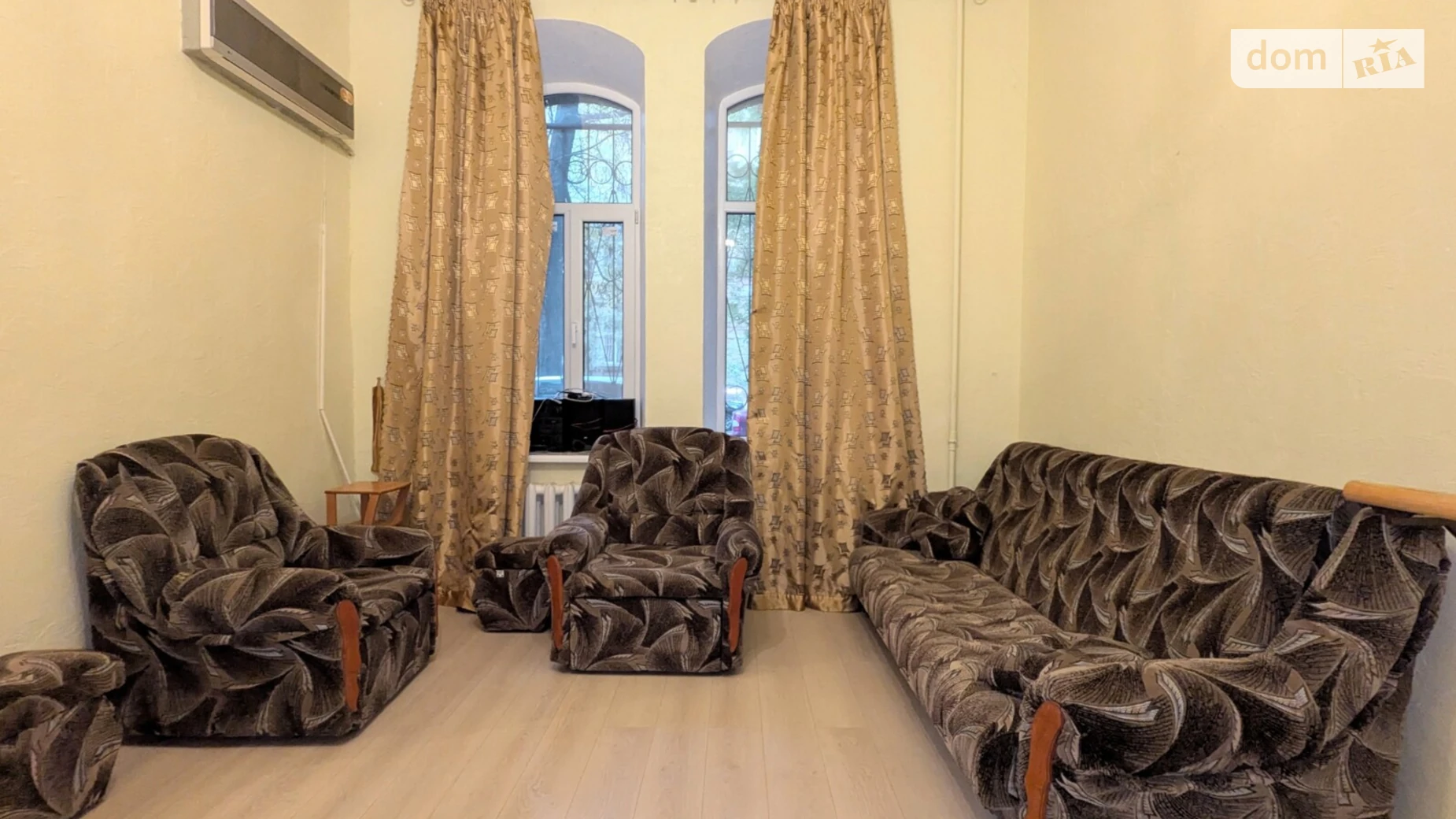 Сдается в аренду 2-комнатная квартира 64.1 кв. м в Одессе, ул. Торговая, 8 - фото 2