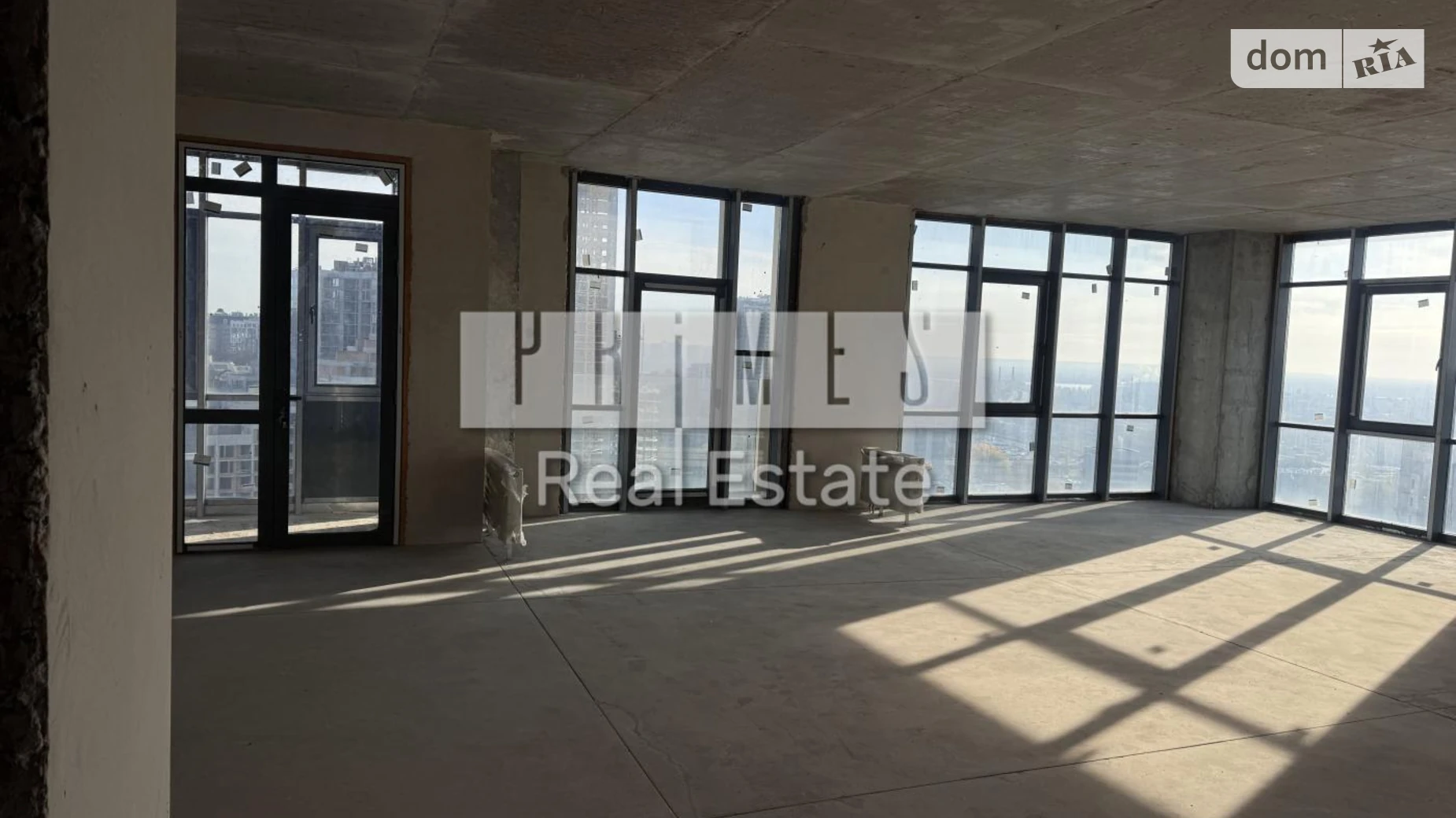 Продається 3-кімнатна квартира 101 кв. м у Києві, вул. Андрія Верхогляда(Драгомирова), 19Б - фото 2