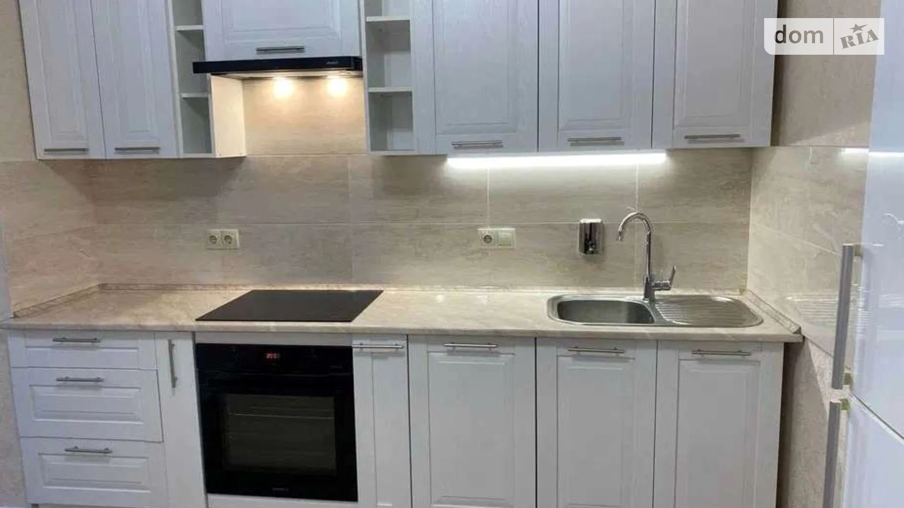 Сдается в аренду 3-комнатная квартира 87 кв. м в Одессе, ул. Академика Сахарова, 57 - фото 4