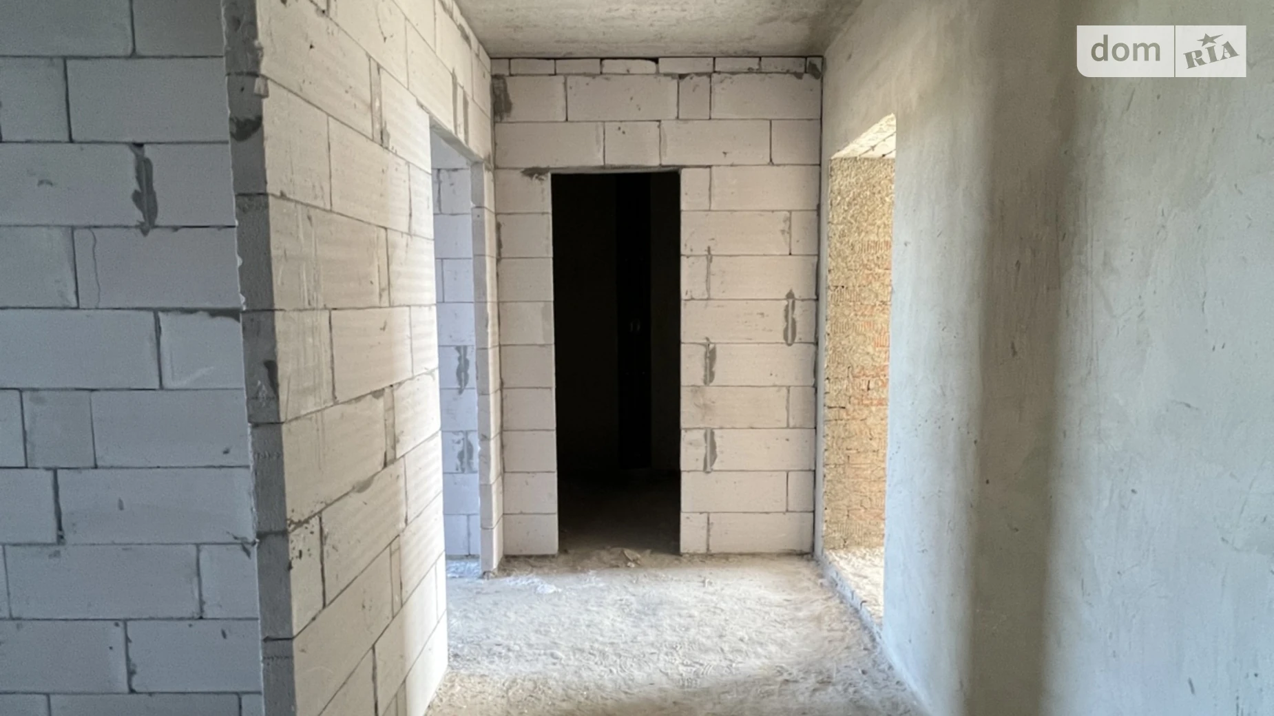 2-комнатная квартира 74 кв. м в Тернополе, ул. 15-го Апреля - фото 4