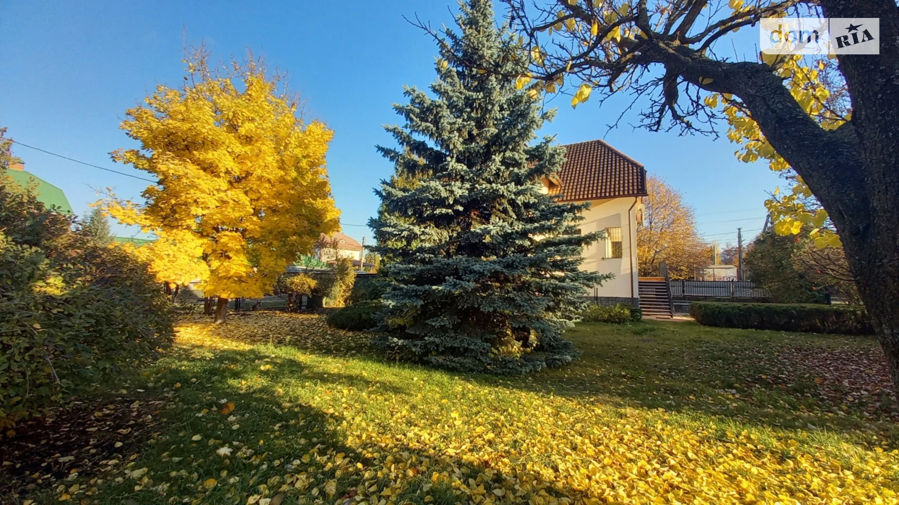 Сдается в аренду дом на 2 этажа 220 кв. м с камином, цена: 1200 $ - фото 4