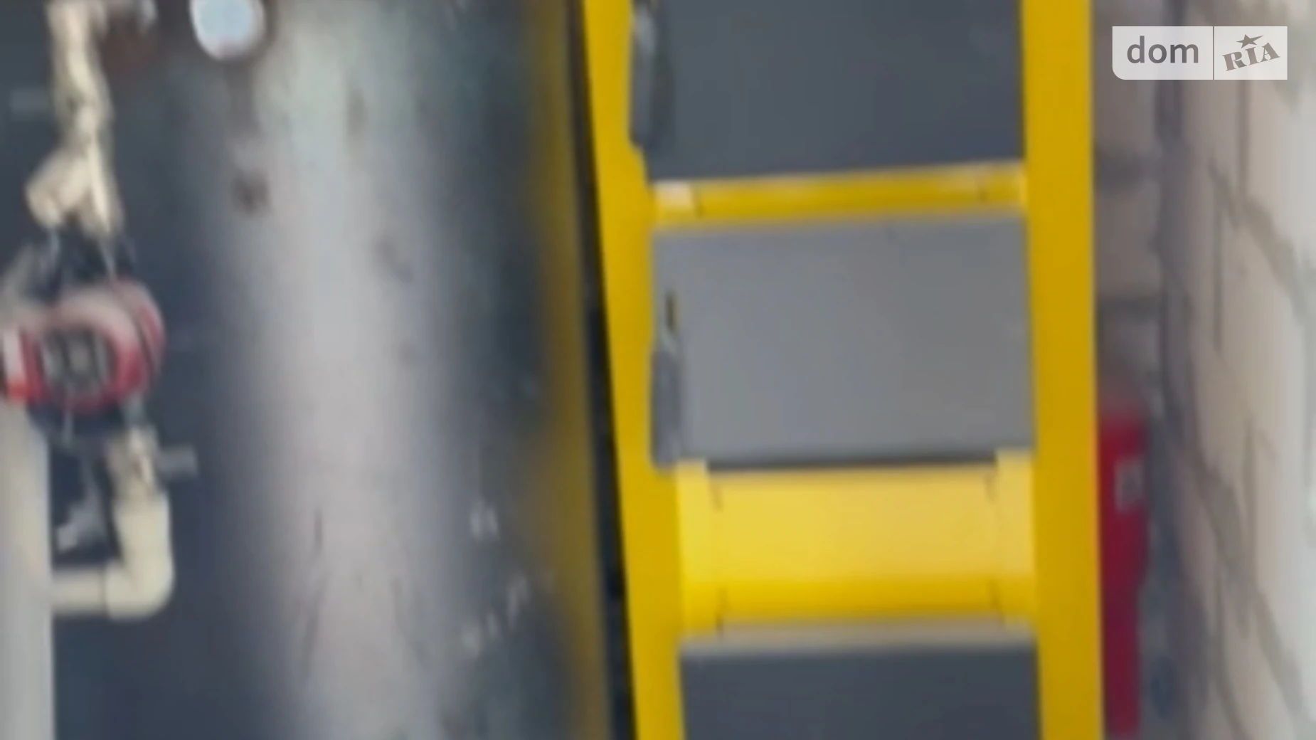 Продается дом на 2 этажа 128.6 кв. м с бассейном, цена: 47000 $ - фото 4