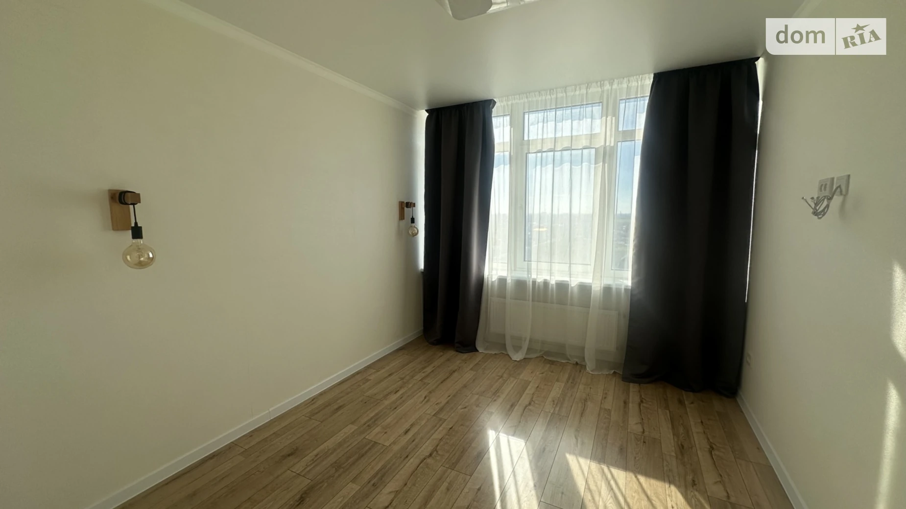 Продается 2-комнатная квартира 42 кв. м в Лиманке, ул. Архитекторская, 1 К3 - фото 2