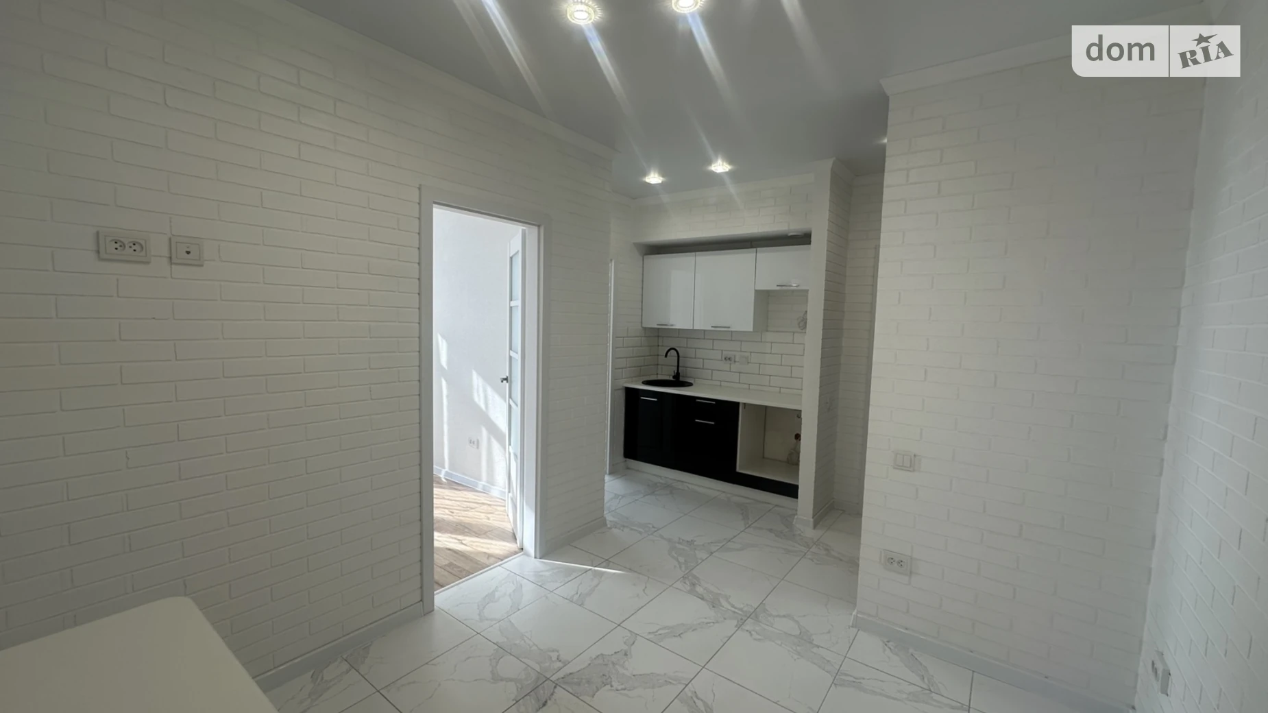 Продается 2-комнатная квартира 42 кв. м в Лиманке, ул. Архитекторская, 1 К3 - фото 5