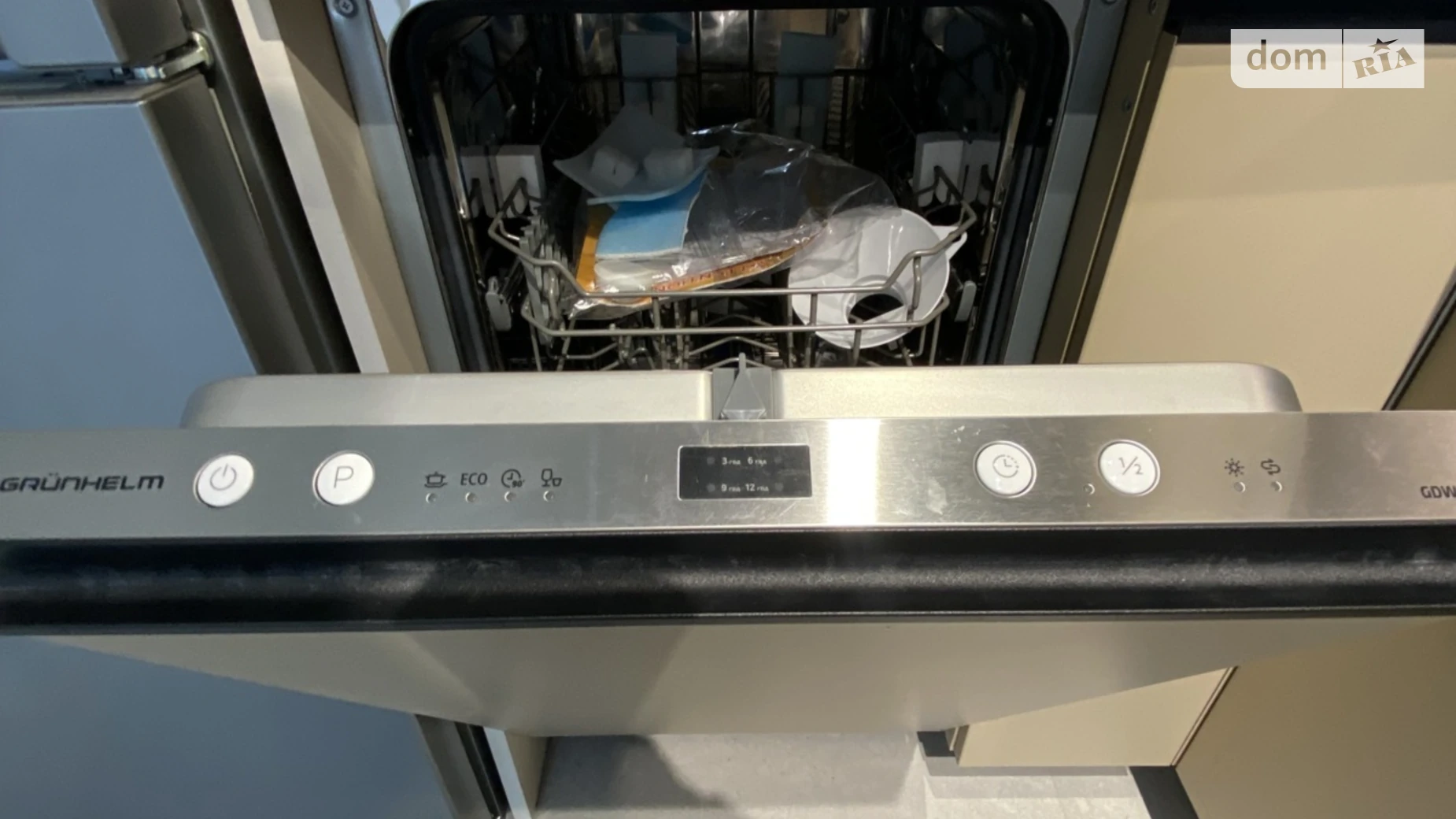 Сдается в аренду 1-комнатная квартира 40 кв. м в Ивано-Франковске, бул. Южный, 32Б - фото 4