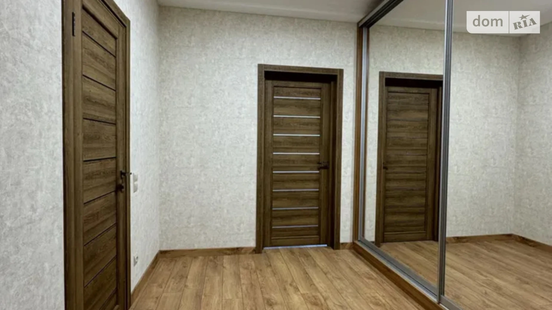 Продается 2-комнатная квартира 67 кв. м в Киеве, ул. Дмитрия Луценко(Крейсера "Аврора"), 6 - фото 3