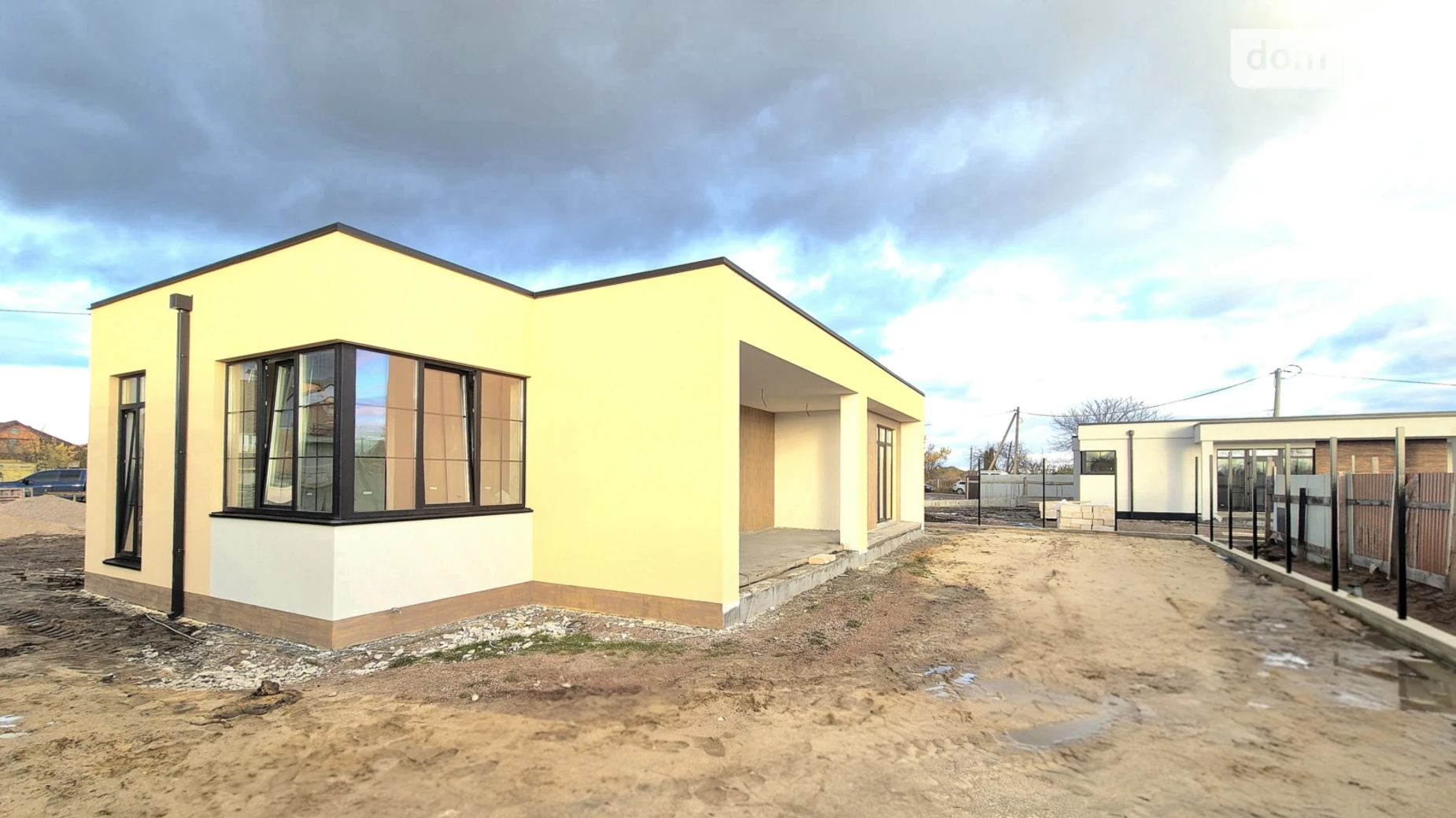 Продается одноэтажный дом 115 кв. м с террасой, цена: 133000 $ - фото 2