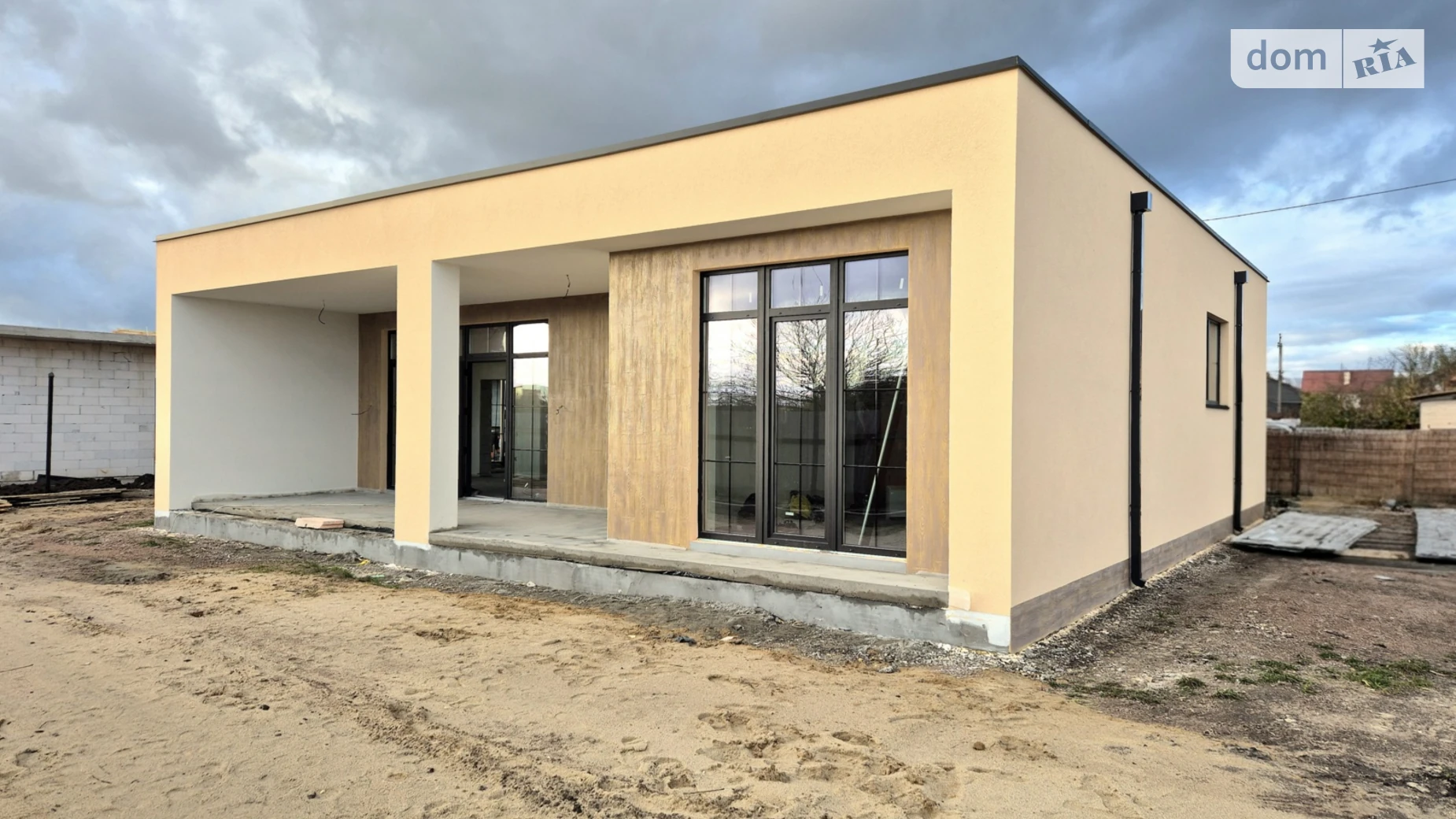 Продається одноповерховий будинок 115 кв. м з меблями, цена: 1350000 $ - фото 2