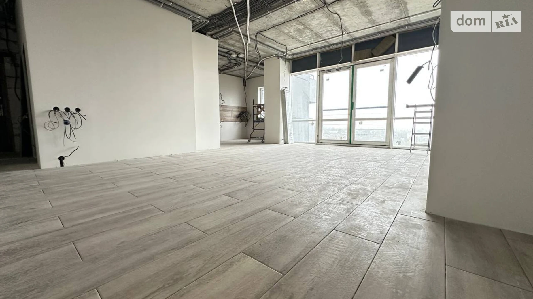 Продается 3-комнатная квартира 124.7 кв. м в Днепре, просп. Поля Александра, 16 - фото 2