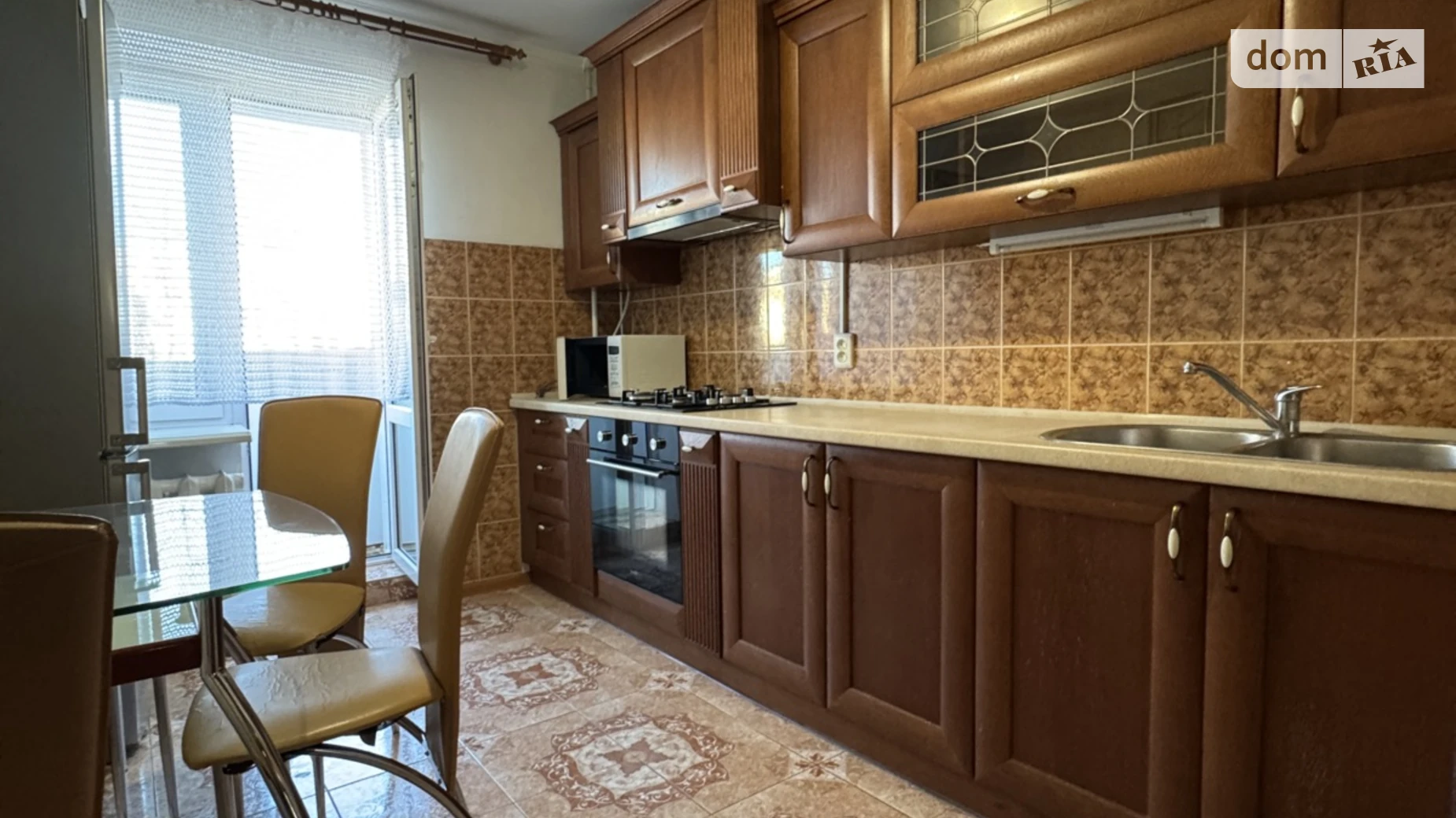 3-комнатная квартира 60 кв. м в Тернополе, ул. Будного Степана - фото 4