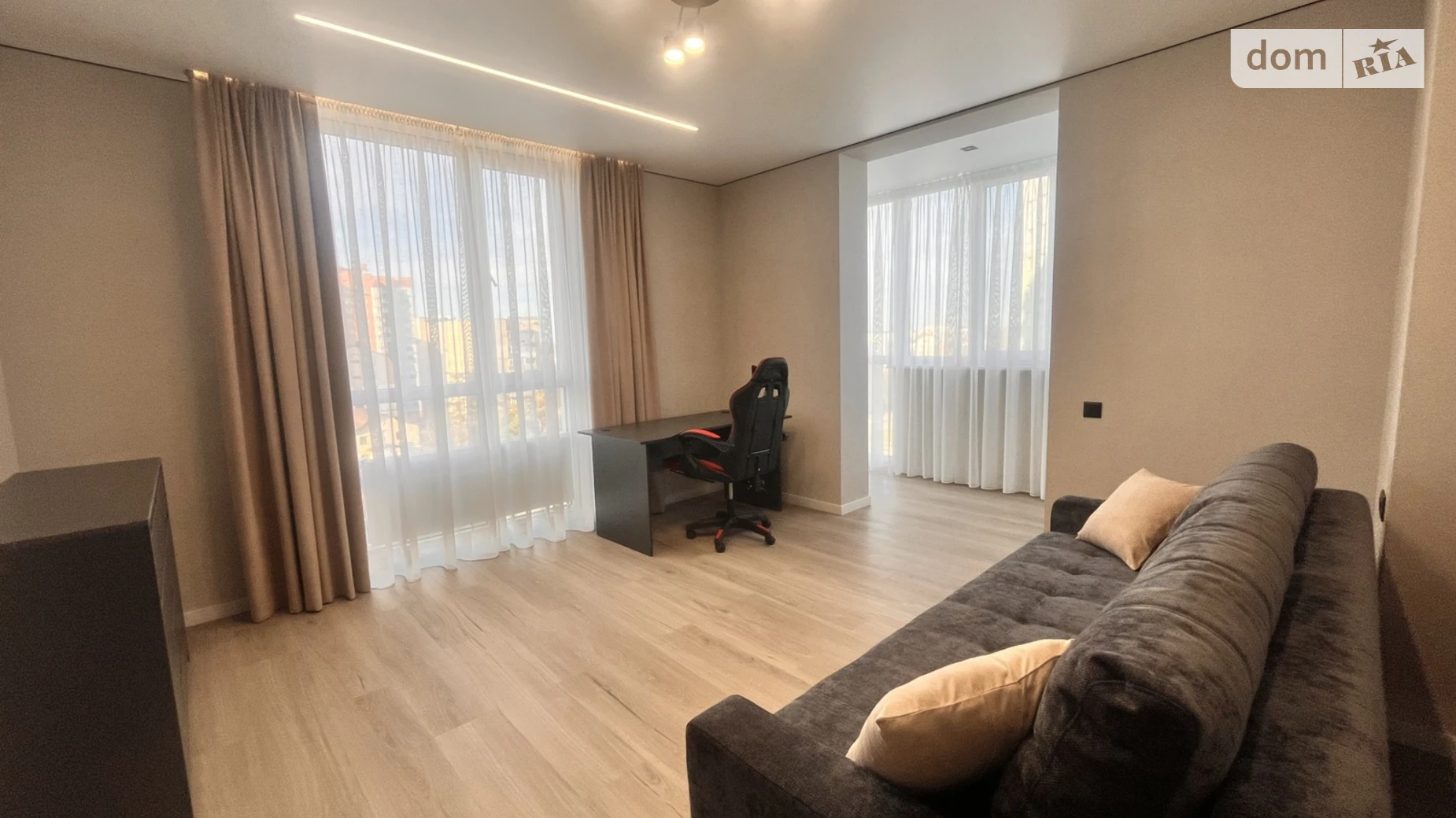 Продается 2-комнатная квартира 56 кв. м в Виннице, ул. Академика Янгеля, 54 - фото 3