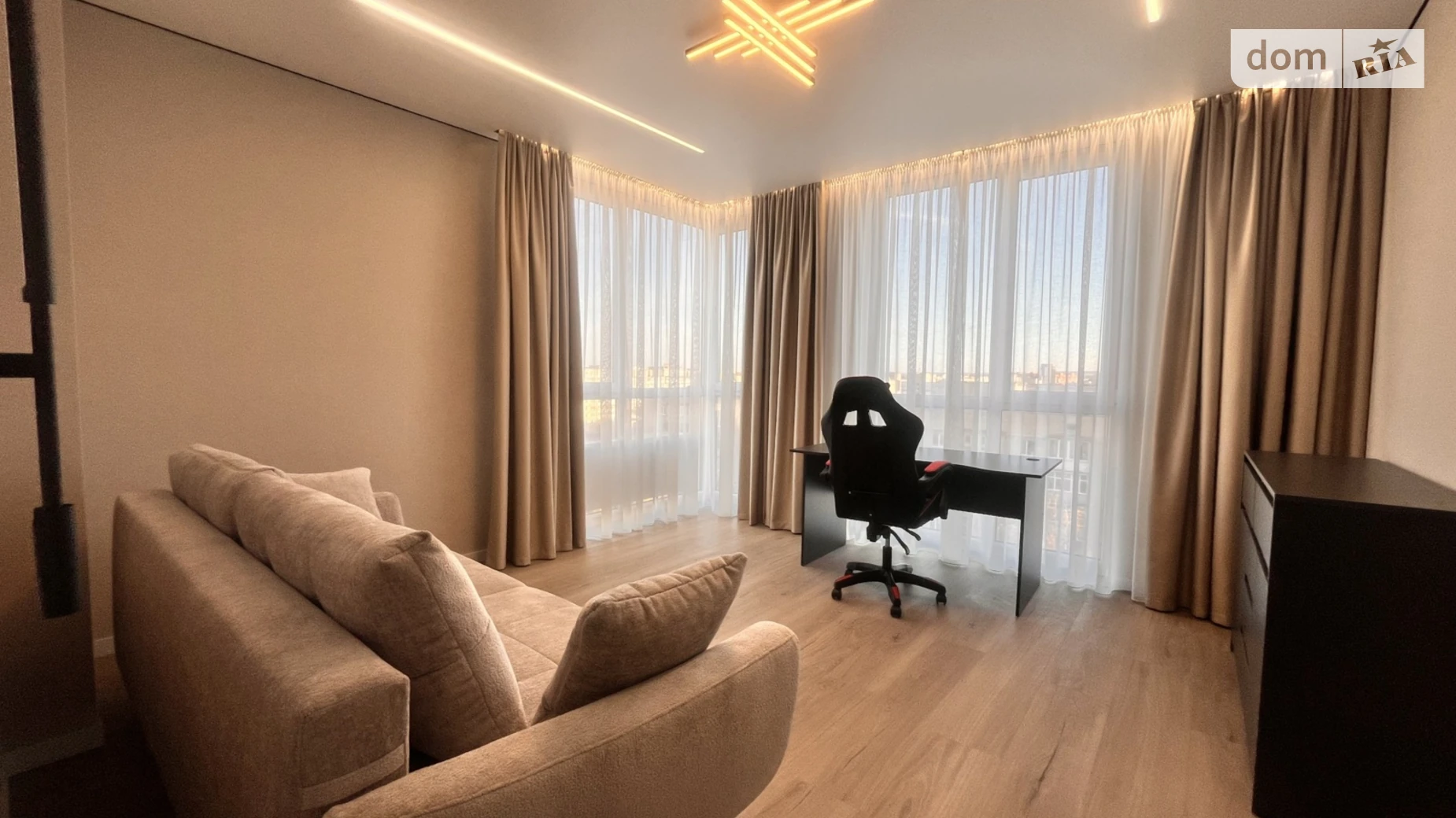 Продается 2-комнатная квартира 60 кв. м в Виннице, ул. Академика Янгеля, 54 - фото 3