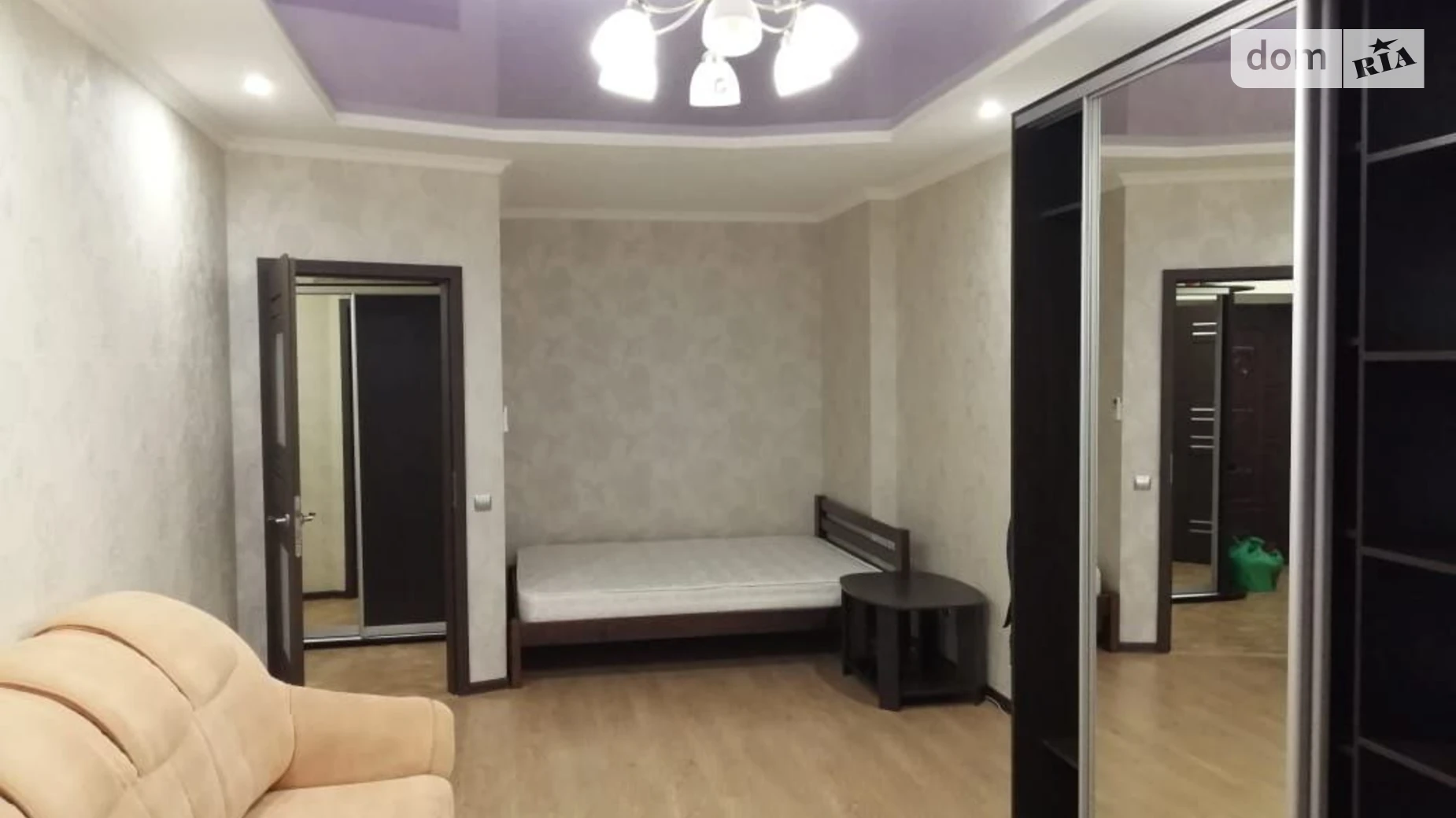 Сдается в аренду 1-комнатная квартира 50 кв. м в Одессе, ул. Костанди, 162/1 - фото 3