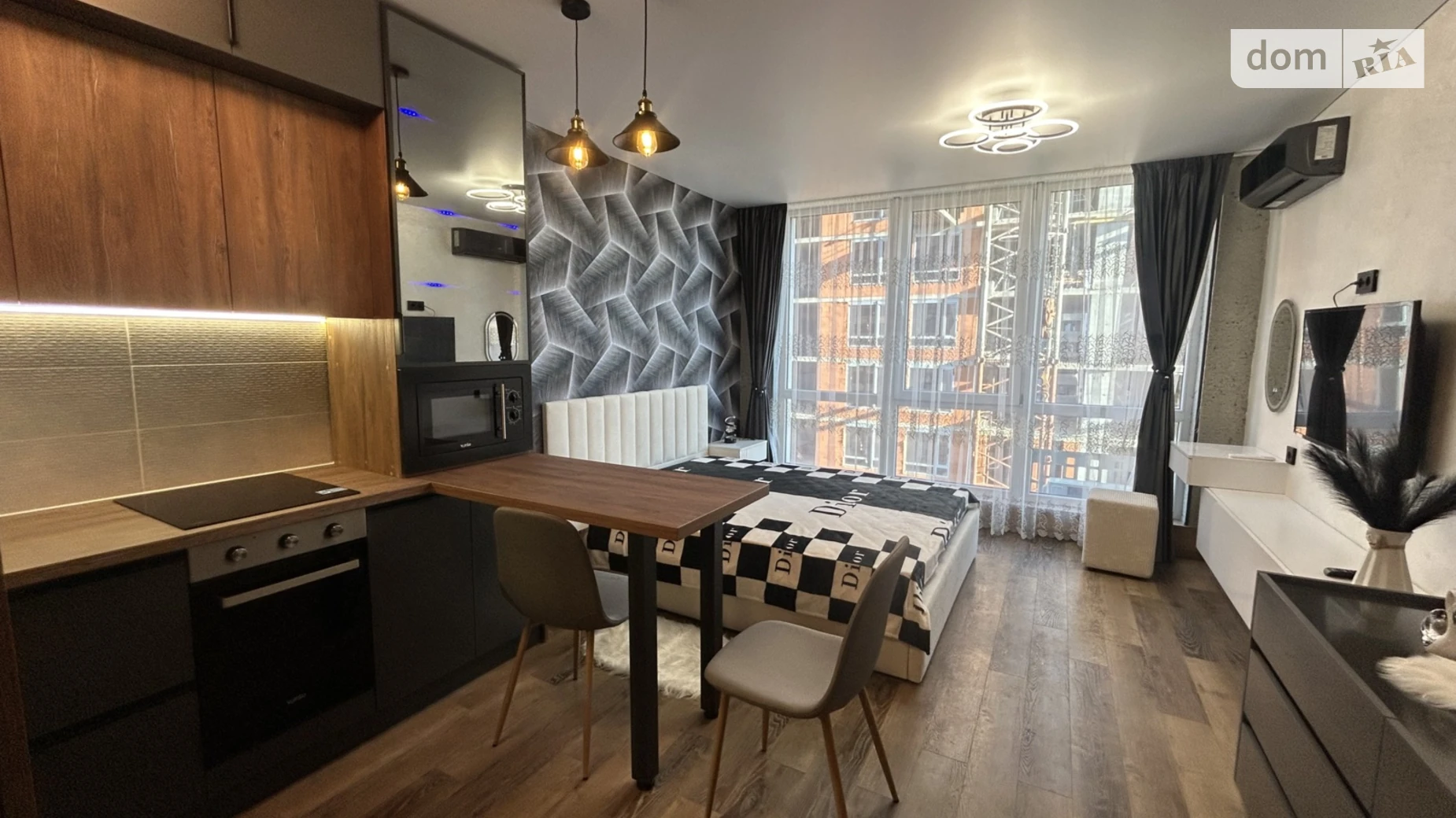 Продается 1-комнатная квартира 28 кв. м в Ивано-Франковске, ул. Левицкого Романа - фото 2