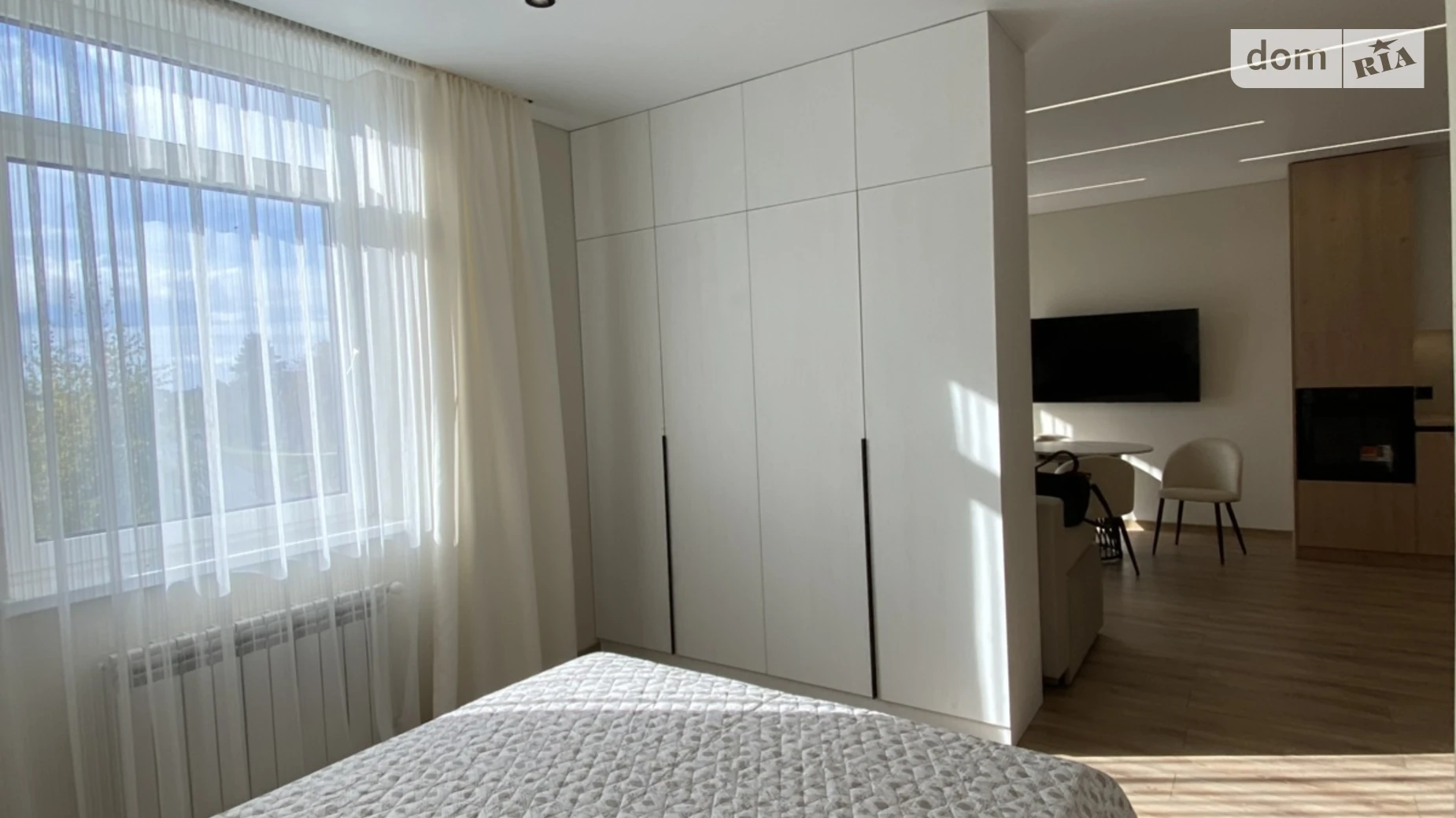 Продается 1-комнатная квартира 38 кв. м в Ужгороде, цена: 70300 $ - фото 5