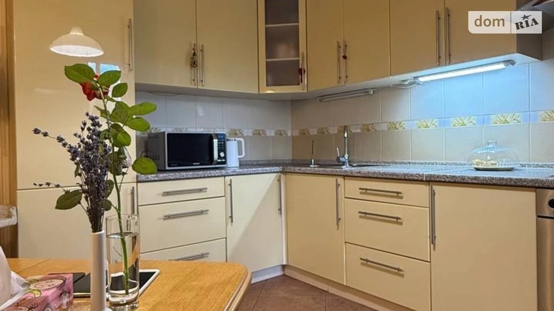 Здається в оренду 3-кімнатна квартира 93.4 кв. м у Києві, вул. Салютна, 1Б - фото 4