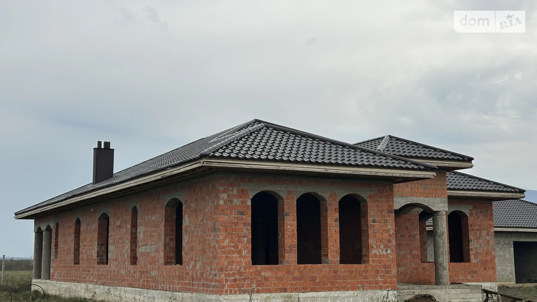 Продается одноэтажный дом 278 кв. м с камином, цена: 175000 $ - фото 3