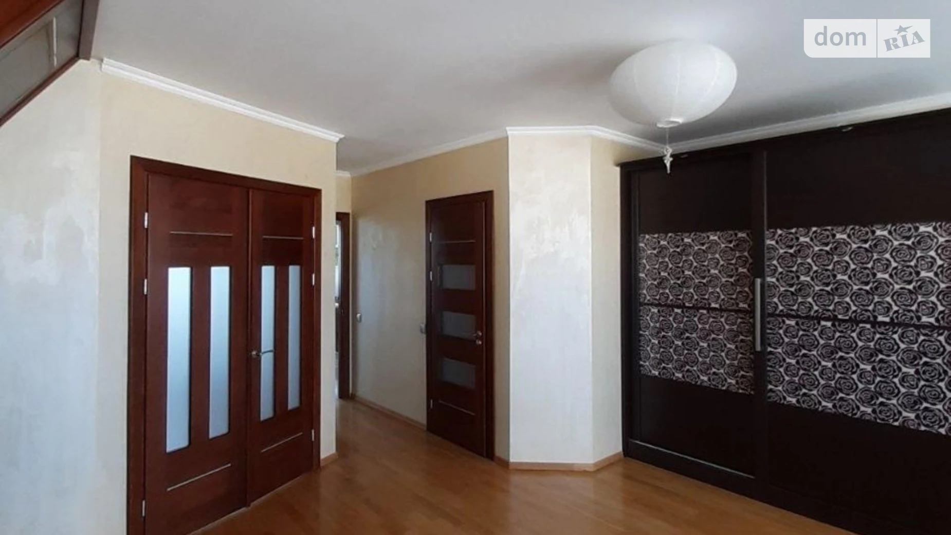 Продается 4-комнатная квартира 122 кв. м в Ровно, ул. Соборная, 63 - фото 5