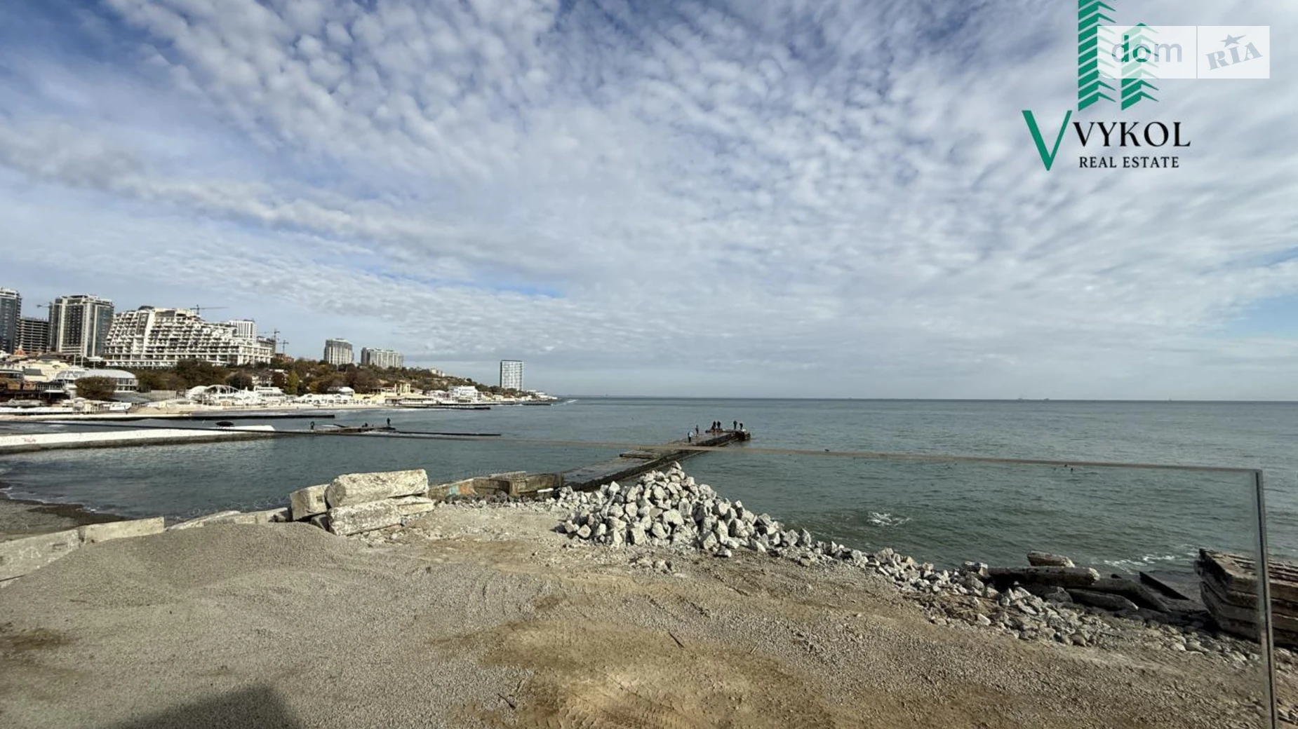 Сдается в аренду дом на 4 этажа 529 кв. м с камином, цена: 5000 $ - фото 2