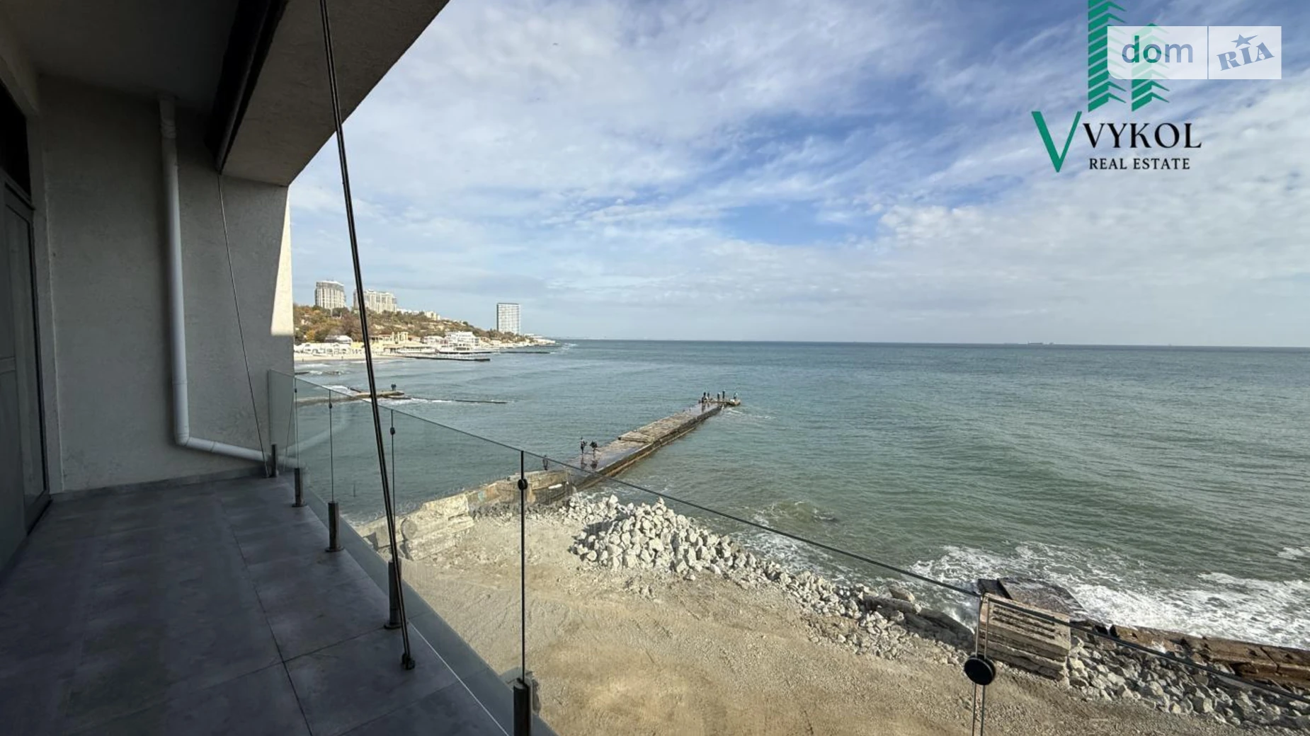 Сдается в аренду дом на 4 этажа 529 кв. м с камином, цена: 5000 $ - фото 4