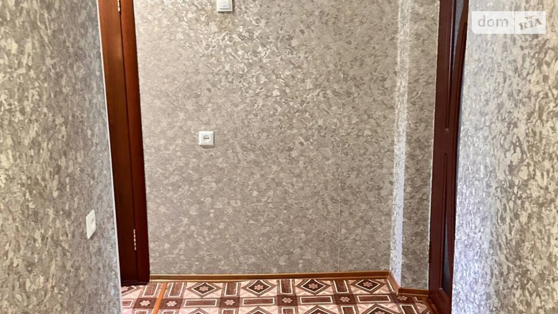 Продается 1-комнатная квартира 32.6 кв. м в Конотопе, цена: 14000 $ - фото 4