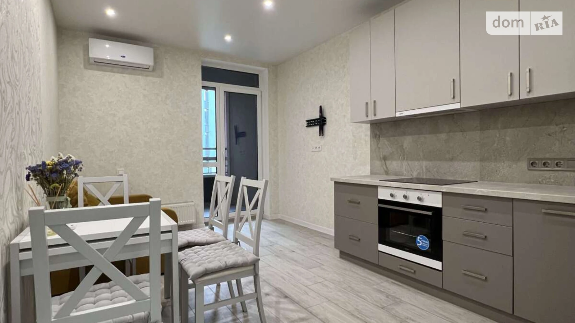 Здається в оренду 1-кімнатна квартира 45 кв. м у Києві, бул. Тадея Рильського, 1 - фото 3