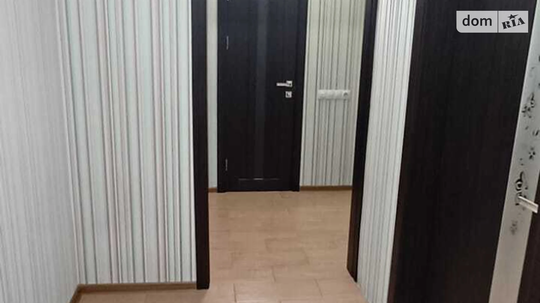 Продается 1-комнатная квартира 43.3 кв. м в Киеве, ул. Урловская, 38 - фото 2