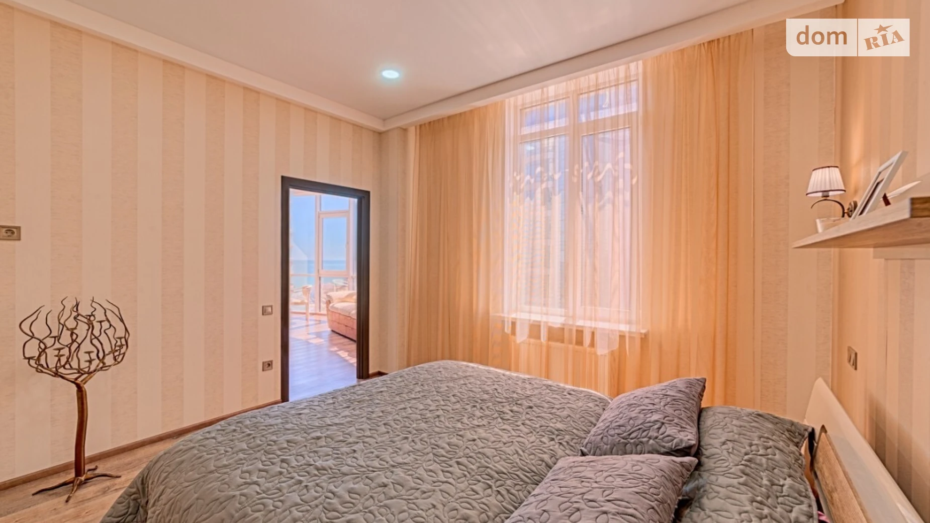 Сдается в аренду 1-комнатная квартира 70 кв. м в Одессе, плато Аркадийское(Гагаринское), 5/2 - фото 4