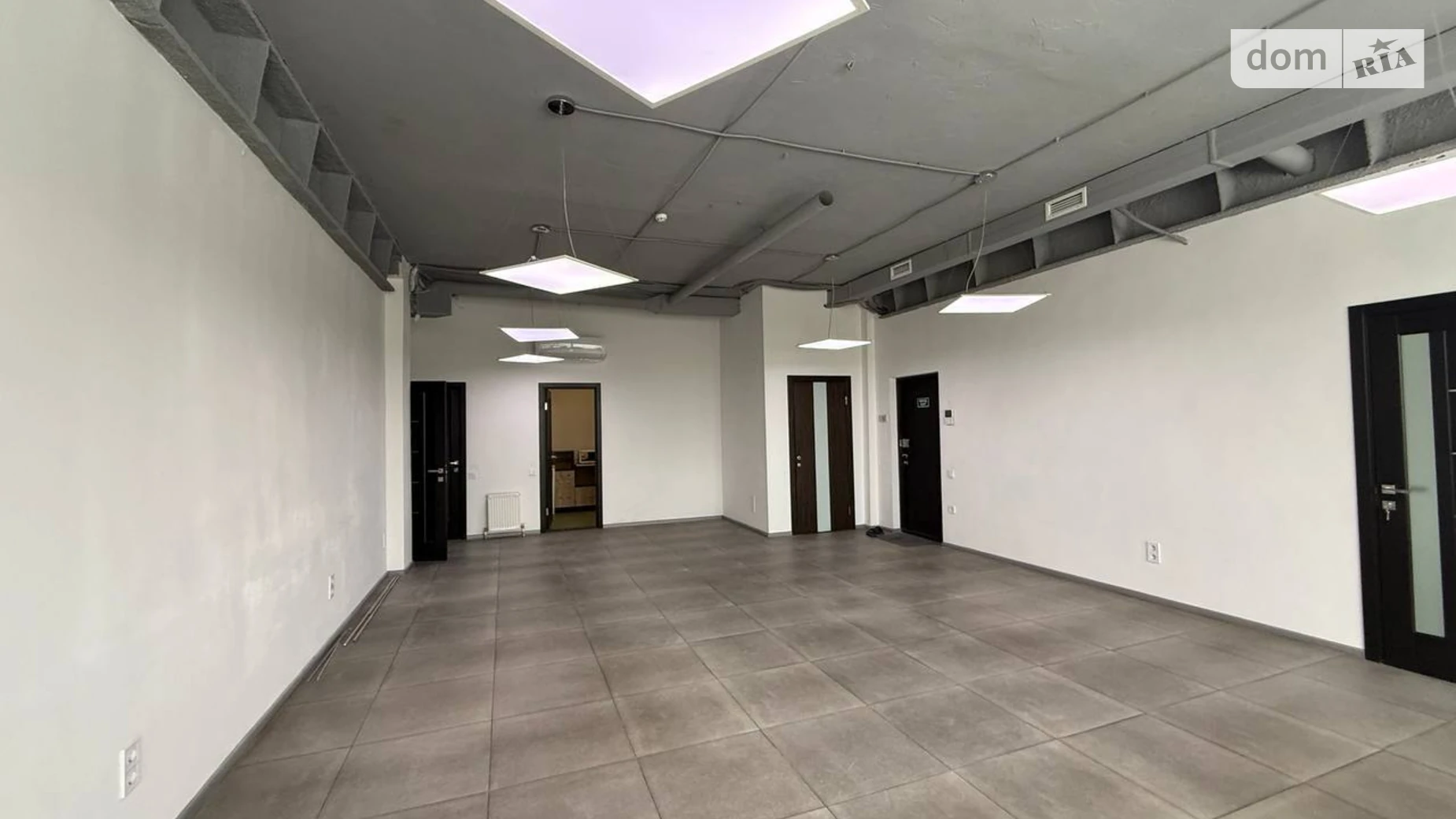 Сдается в аренду офис 116 кв. м в бизнес-центре, цена: 1160 $ - фото 5