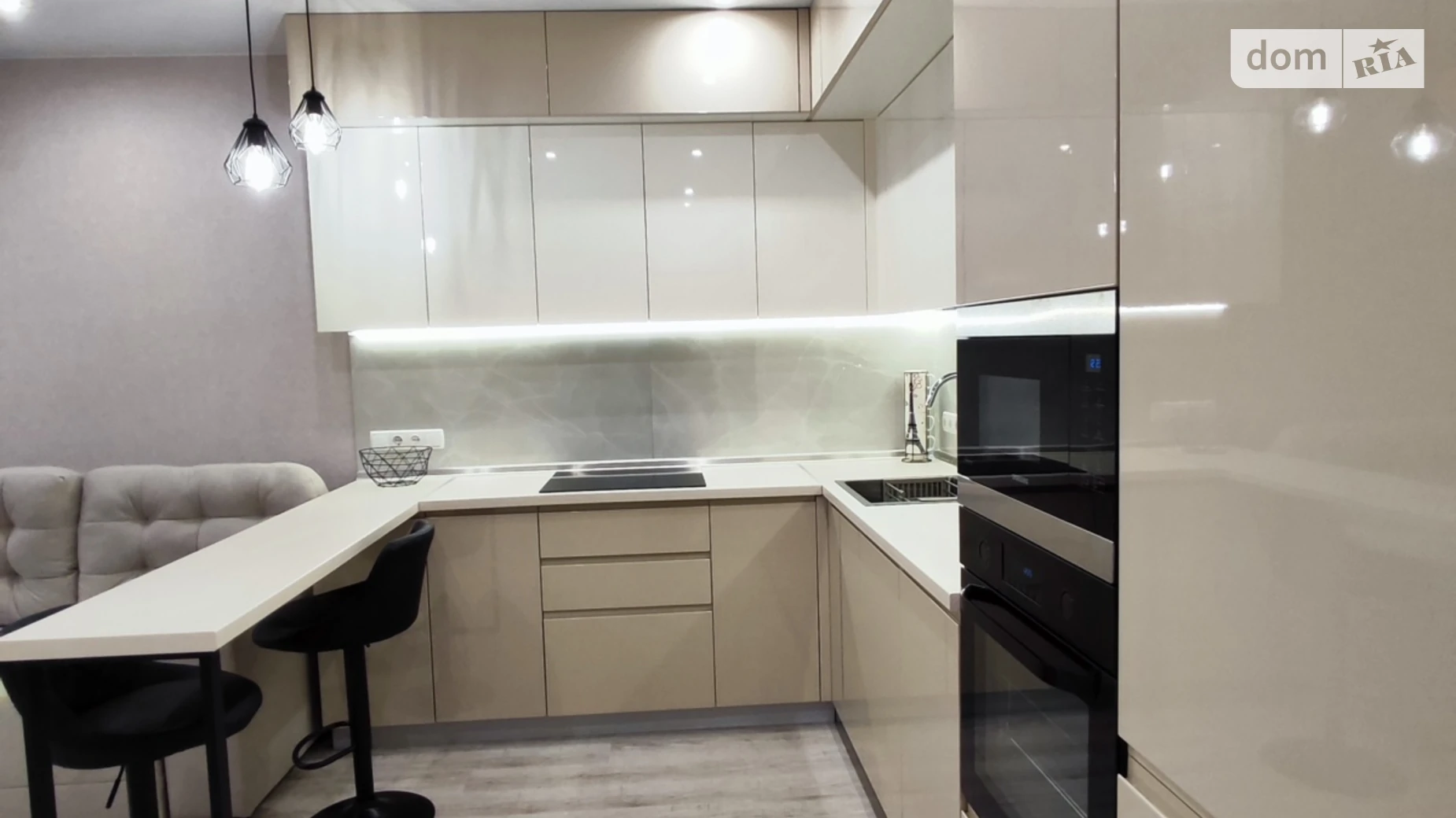 Сдается в аренду 1-комнатная квартира 47 кв. м в Харькове, ул. Клочковская, 93 - фото 2